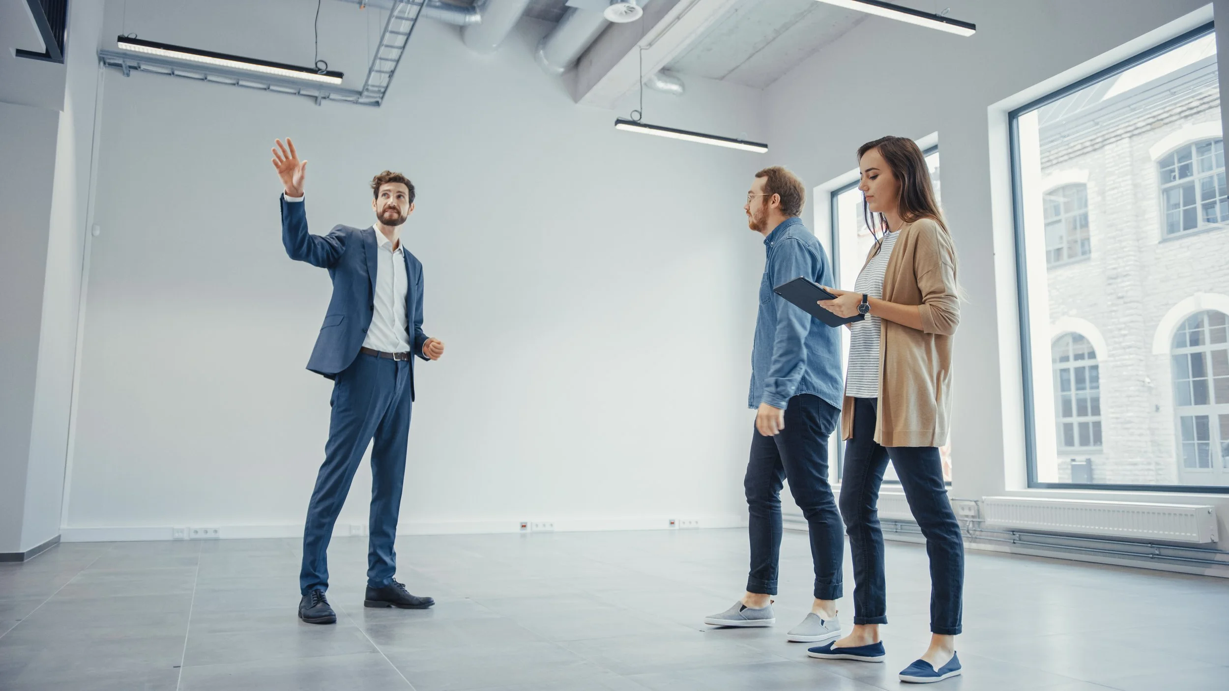 Russell Commercial Advisory - Traditional Brokerage in Ohio