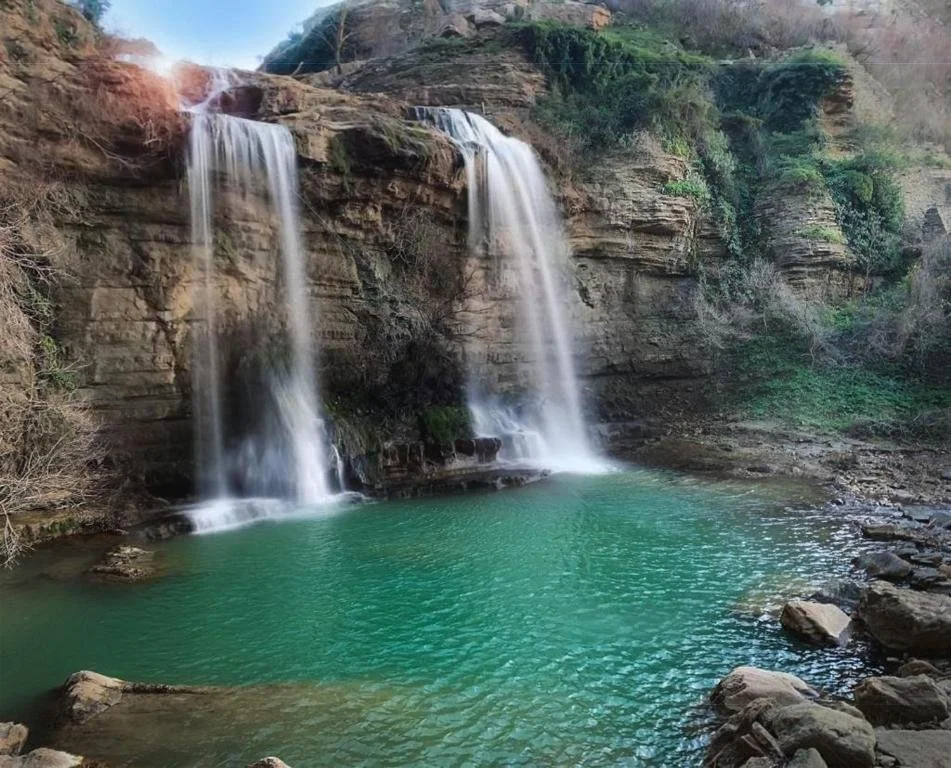 CASCATE 2 ROCCHE.jpg