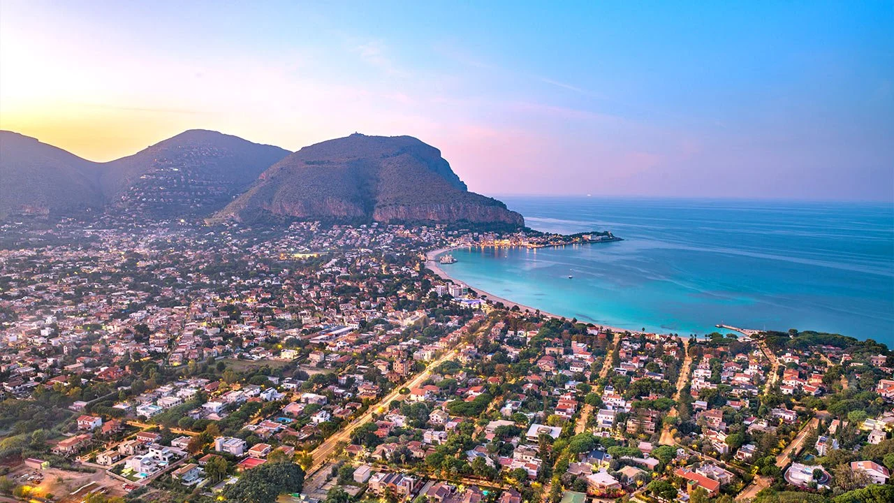 vista-su-mondello-palermo-viaggio-in-sicilia.jpg