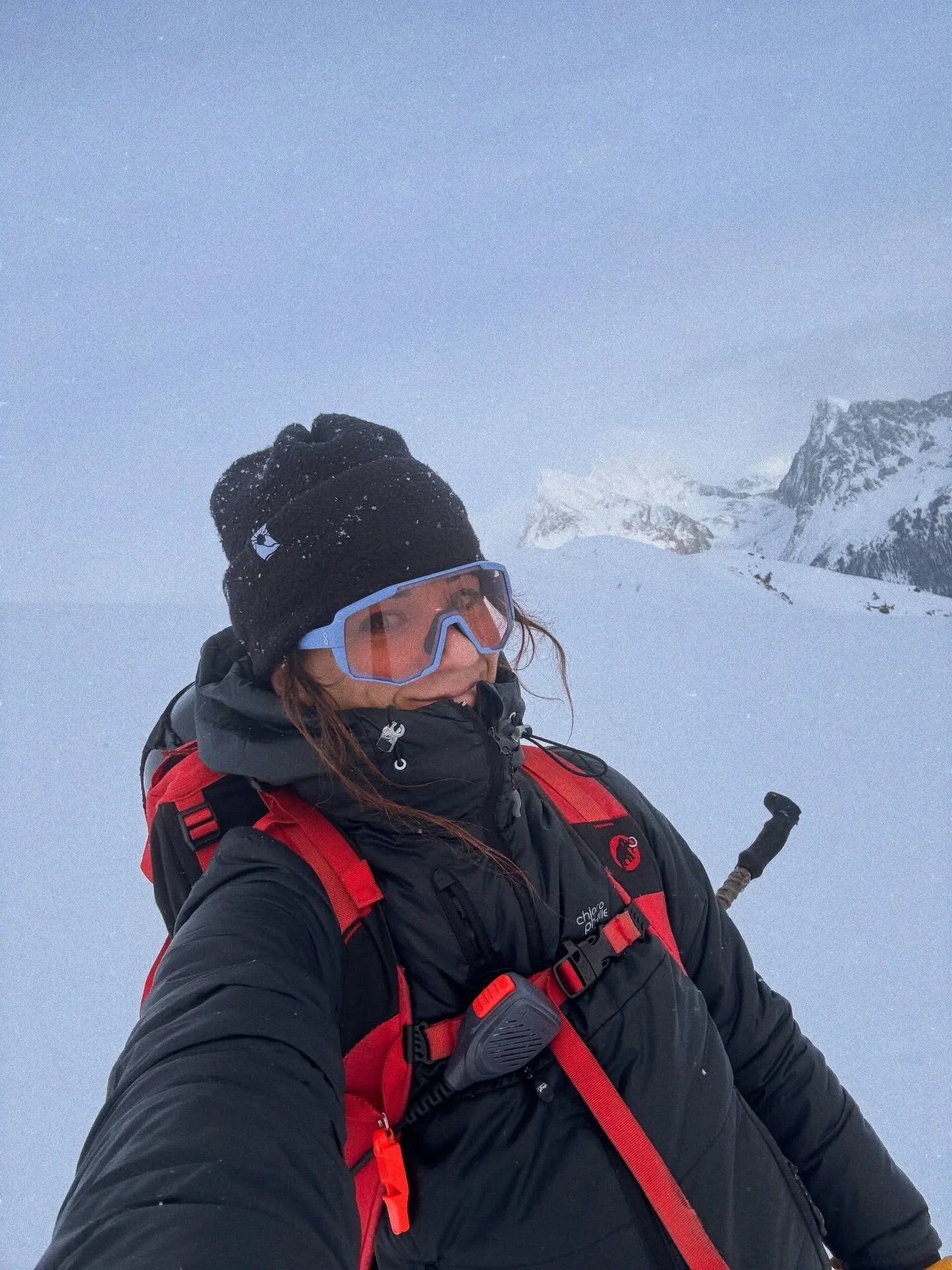 Week 51-52 : Wrapping up 2025 with good times, good people, good food and some pow! ❄️🩵🍯🥂