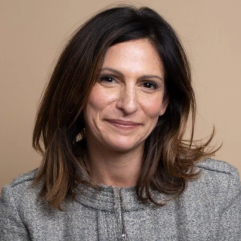 Headshot of Julia Silverstone DeLoca.