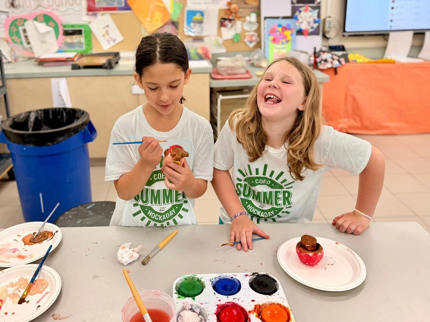 🎨✨ National Art Day is coming up! 🖌️🌈⁠
⁠
From paint splatters to clay creations, our campers love to dream big, get messy, and make masterpieces all summer long! 💛☀️⁠
⁠
Here&rsquo;s to the imagination, color, and creativity that make every day fe