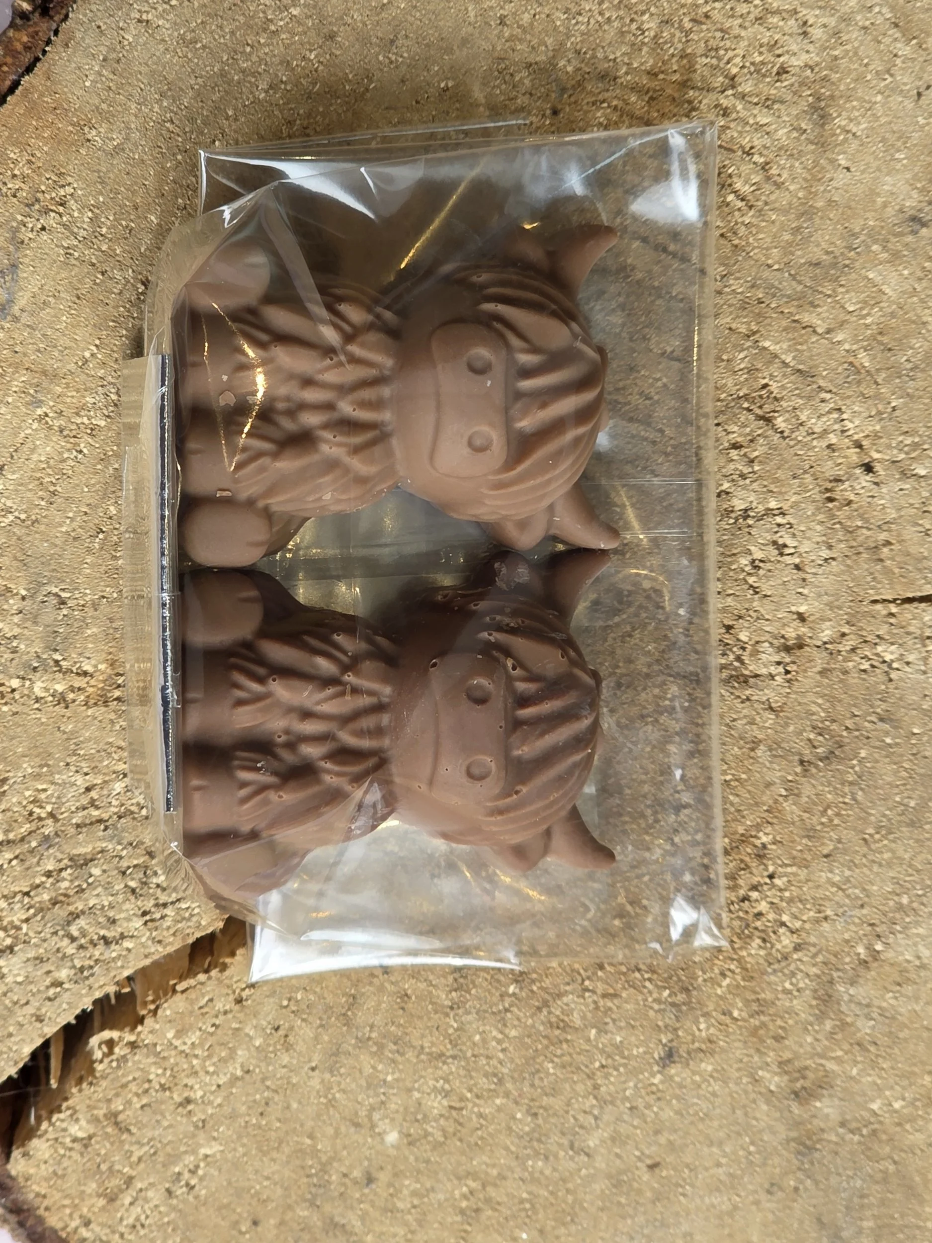 Milk Chocolate Highland Cow Pair – Approx. 55g