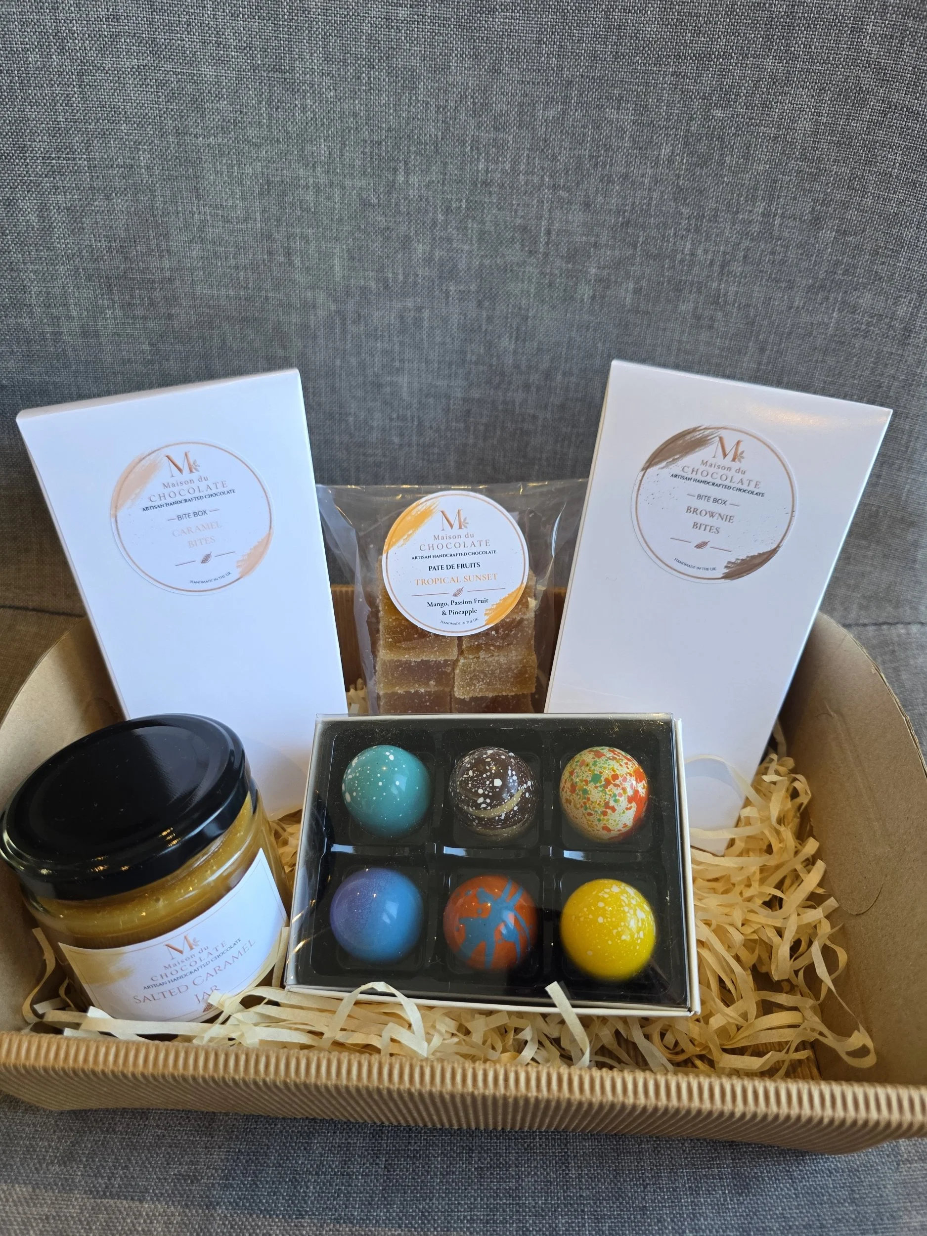 Build your own Hamper (Medium)