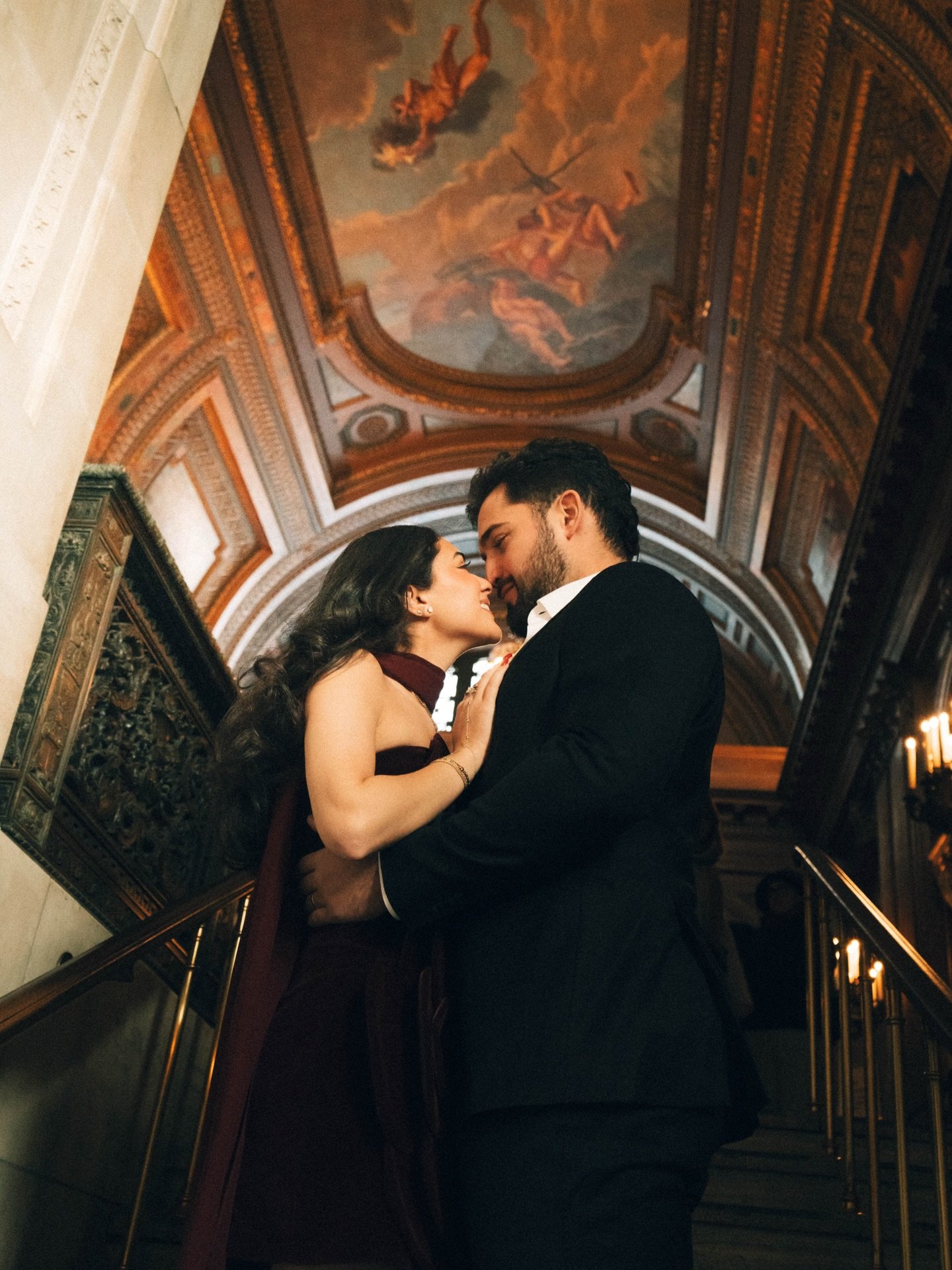 Y&rsquo;all asked for it&hellip; Here&rsquo;s the rest of the New York City Public Library shoot! Might be my favorite shoot yet! Maybe because my models were gorgeous 🤍 would love to do another photoshoot here. I love old historic buildings, makes 