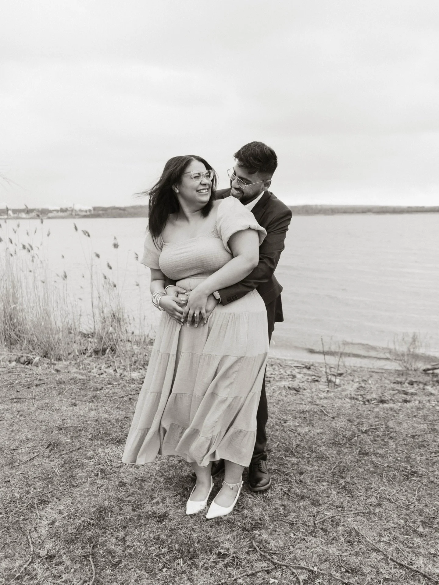 What a perfect proposal! Scott asked Marissa in the most thoughtful way, inspired by her favorite movie The Notebook. We love it when a guy is thoughtful and listens! Also the RING 😍 so pretty!