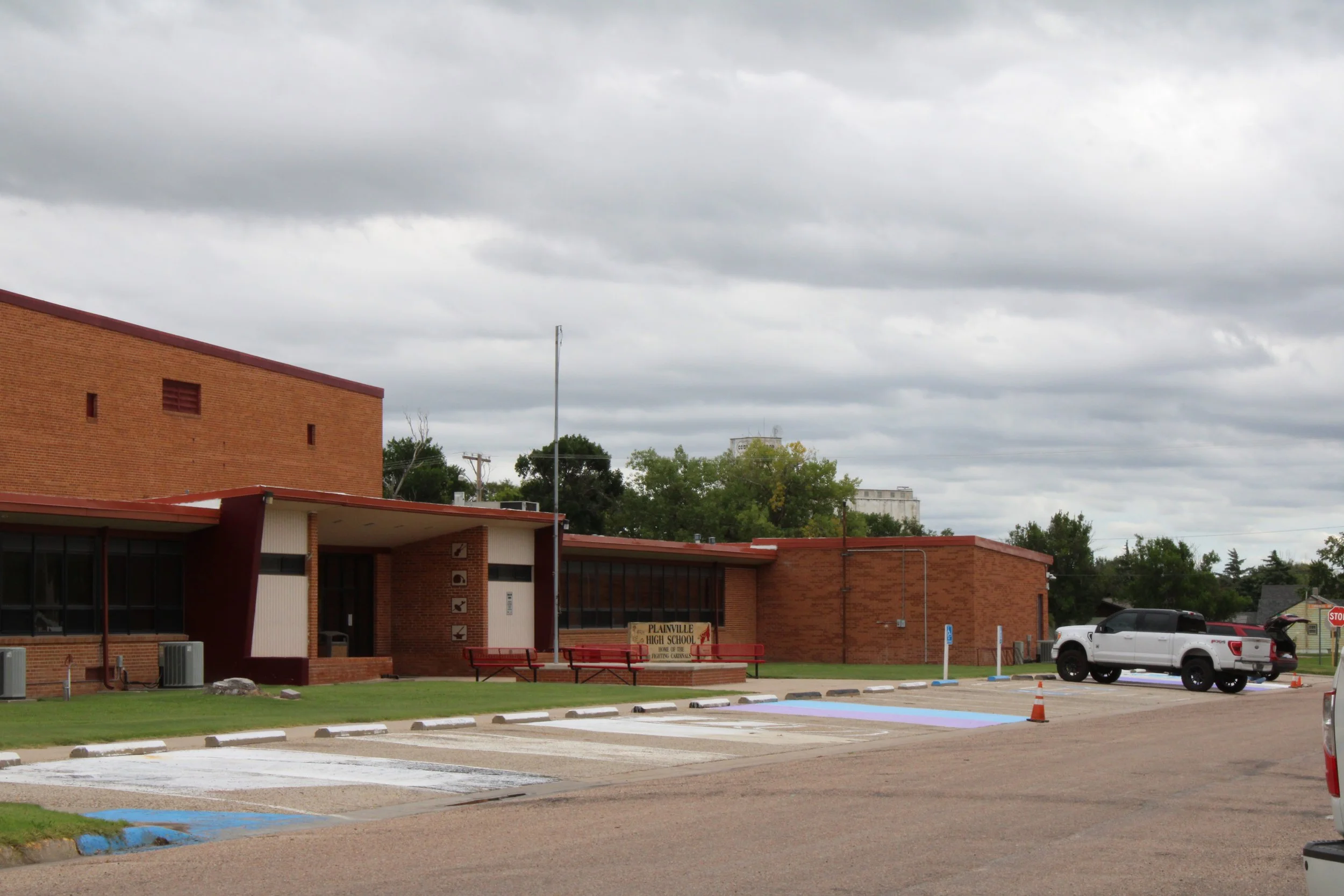 JR/HIGH SCHOOL - Main Entrance / Office Reconfiguration & FACS Addition 