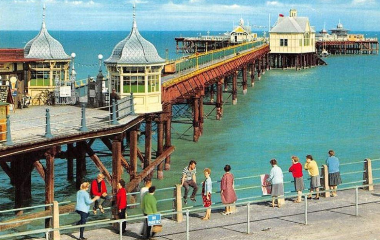 UK Coastal Towns That Feel Like Stepping Back in Time