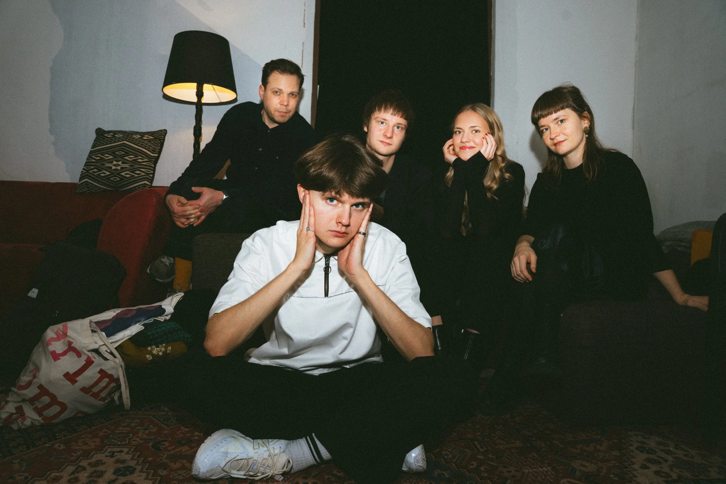 EiK ja bänd. Foto: Mia Tohver