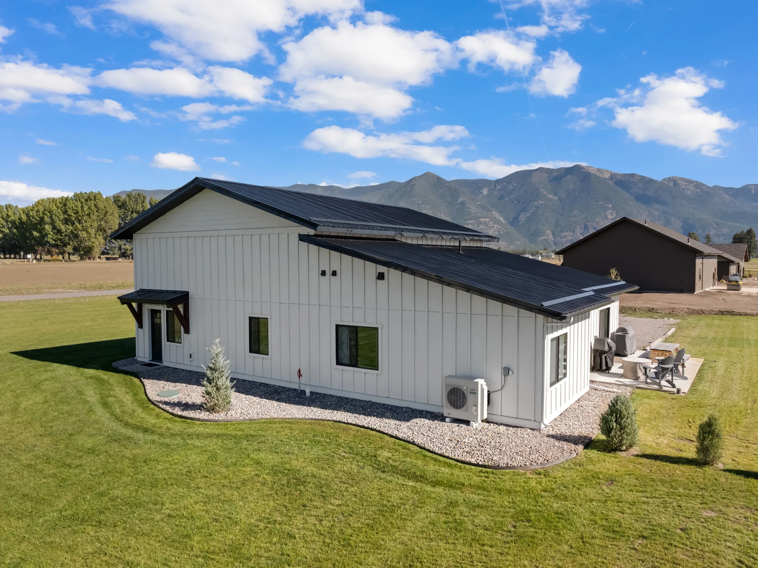 44-OmnivistaPro - Alpine Grove Builders House 1 - 44.jpeg