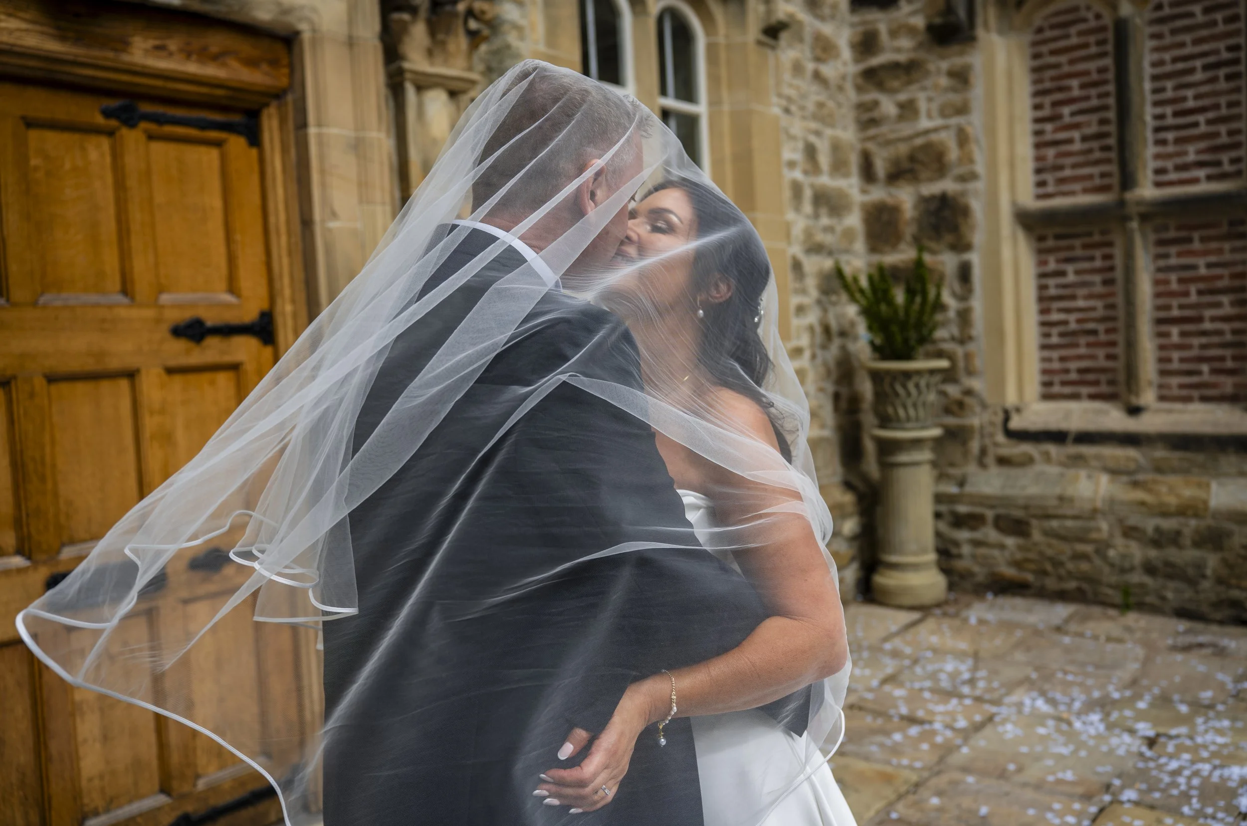 Mr & Mrs Amborsini-24.JPG
