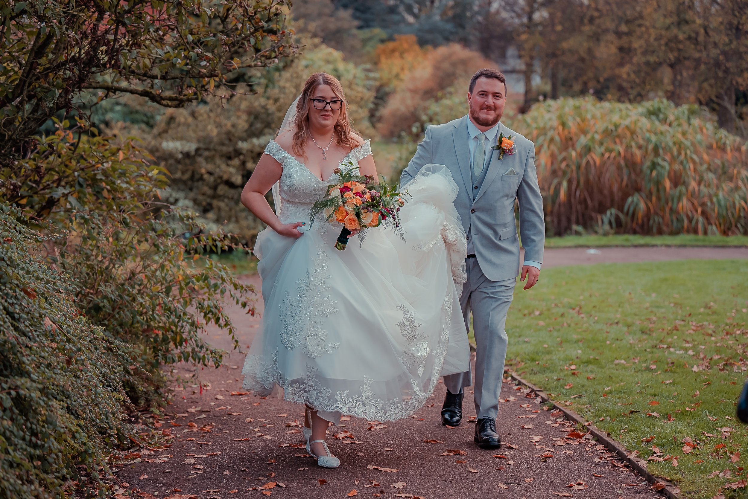 Mr & Mrs Dawson-Mee (330 of 668).jpg