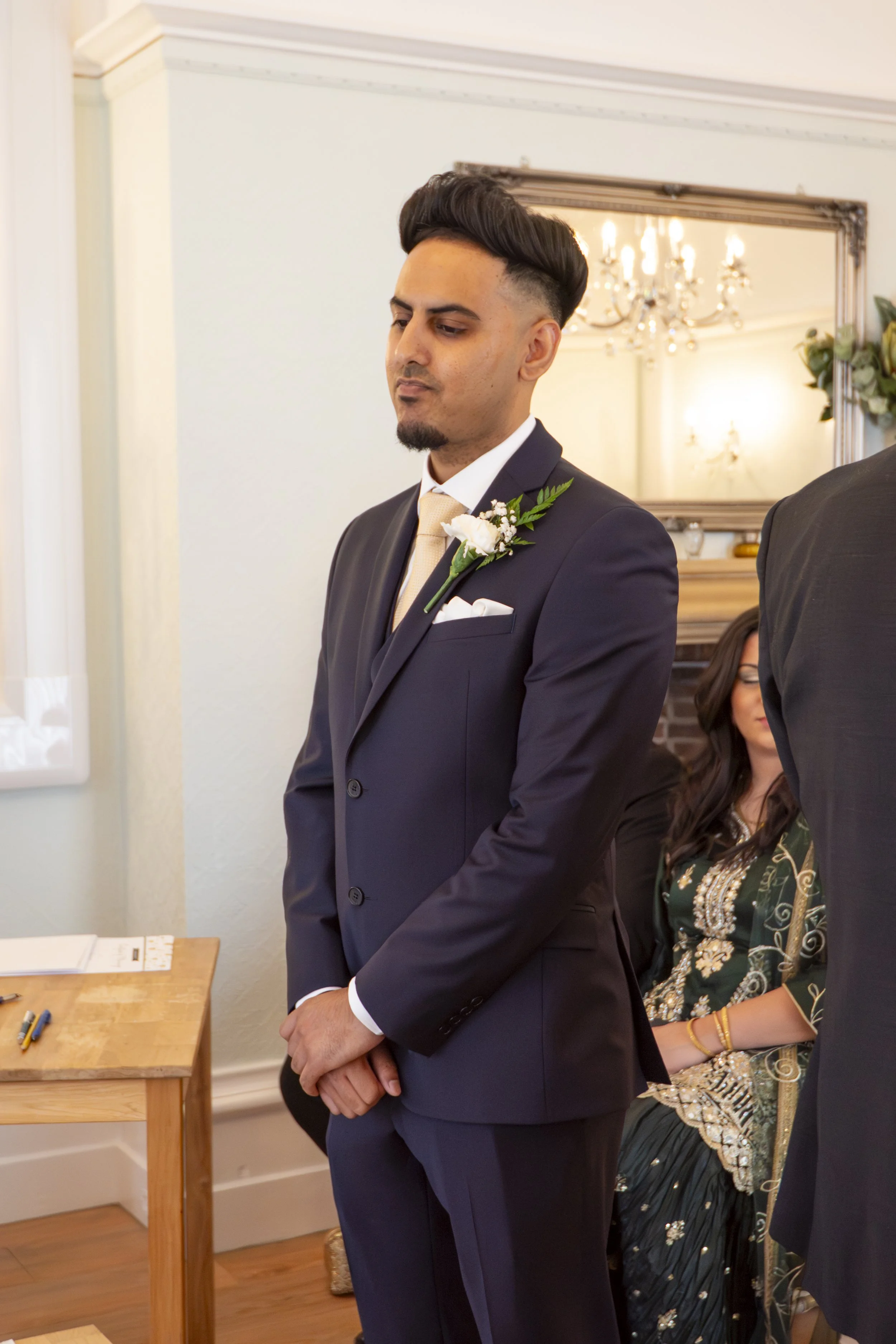 Mr & Mrs Saiyed-44.JPG