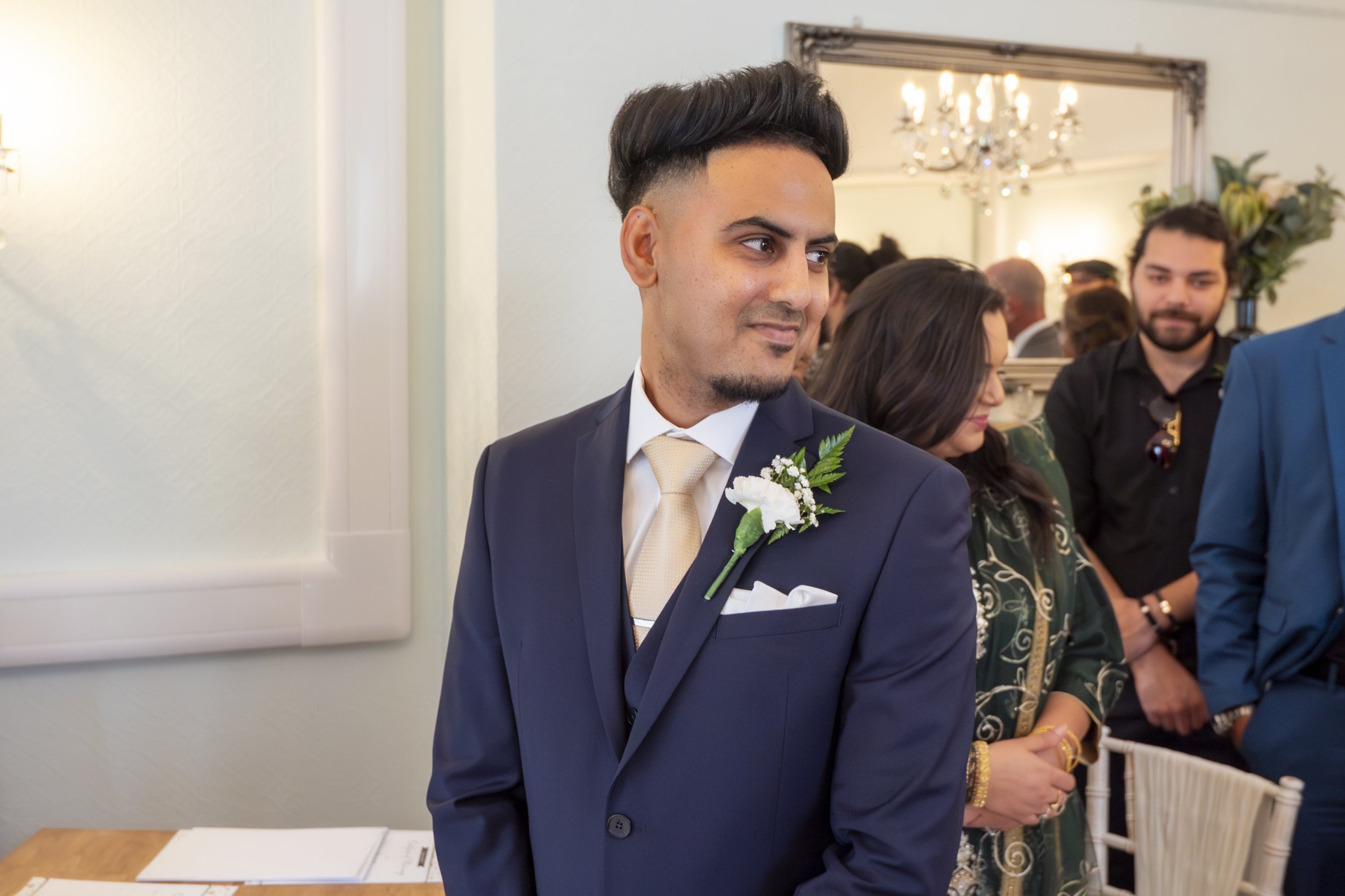 Mr & Mrs Saiyed-51.JPG