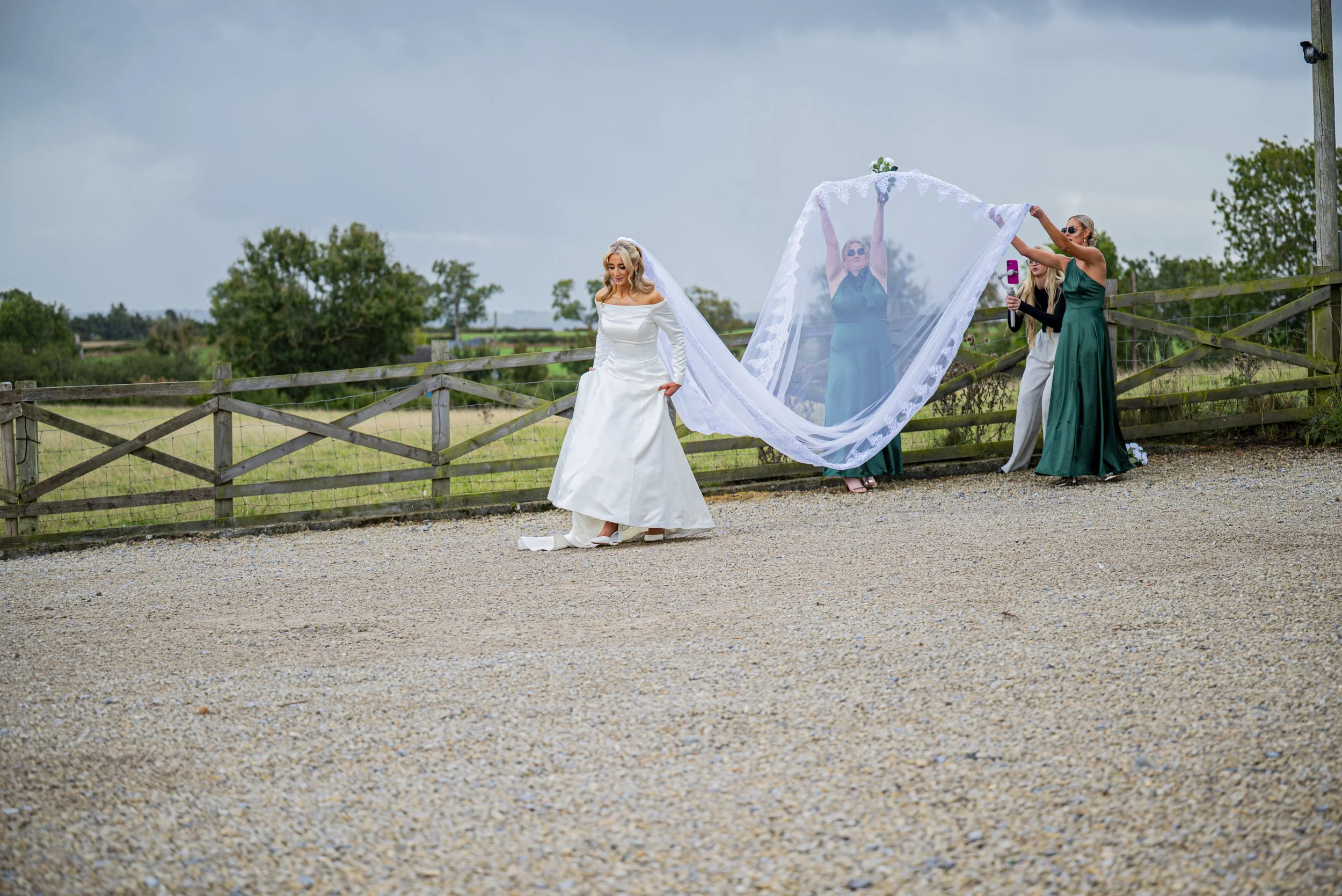 Mr & Mrs Tinmouth-190.jpg