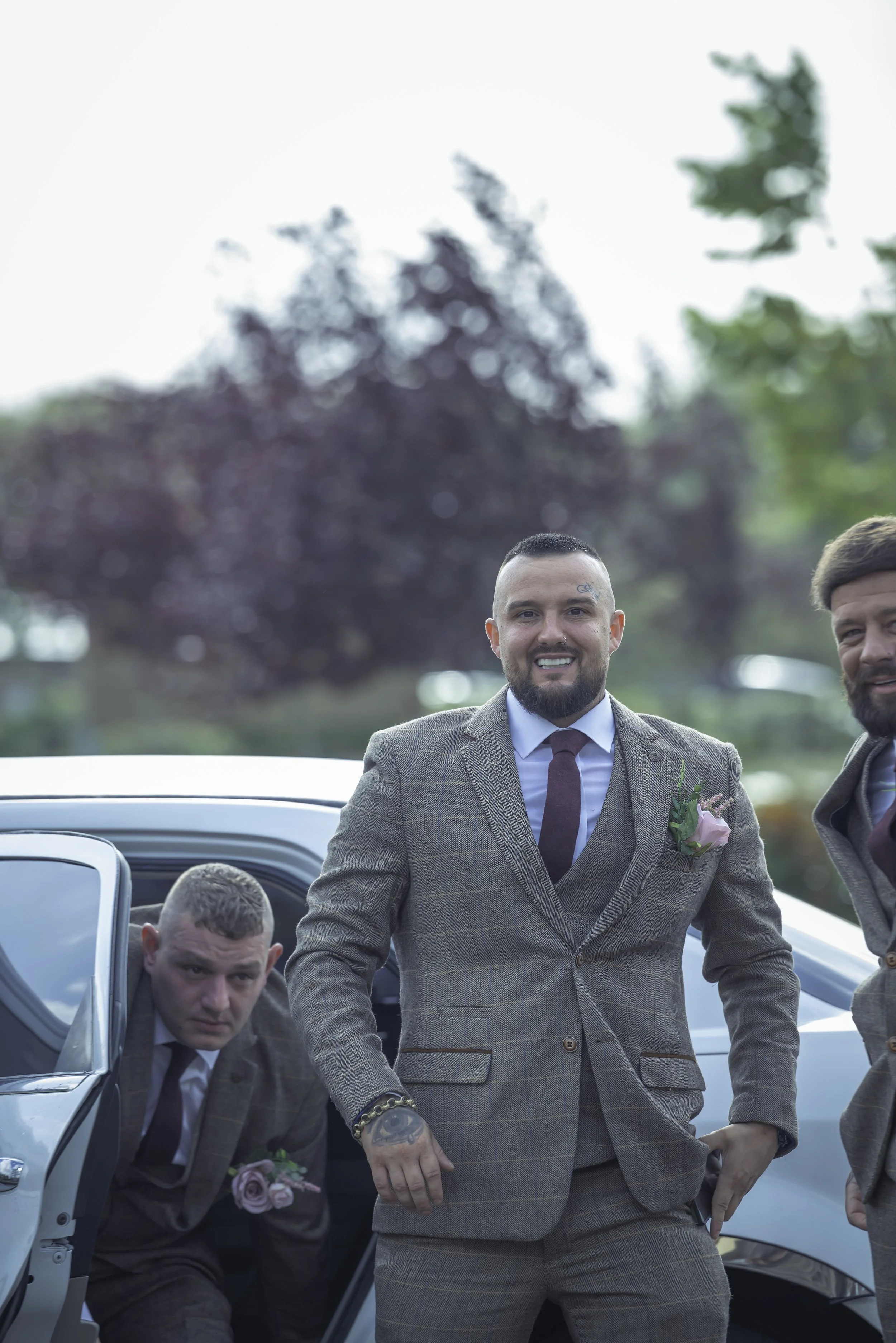 Candid wedding photography at crow wood hotel Burnley Lancashire, natural couple 

Crow Wood Hotel and Spa sits in 40 acres of Lancashire parkland with an ornamental lake that catches the light beautifully at golden hour. Documentary wedding photogra