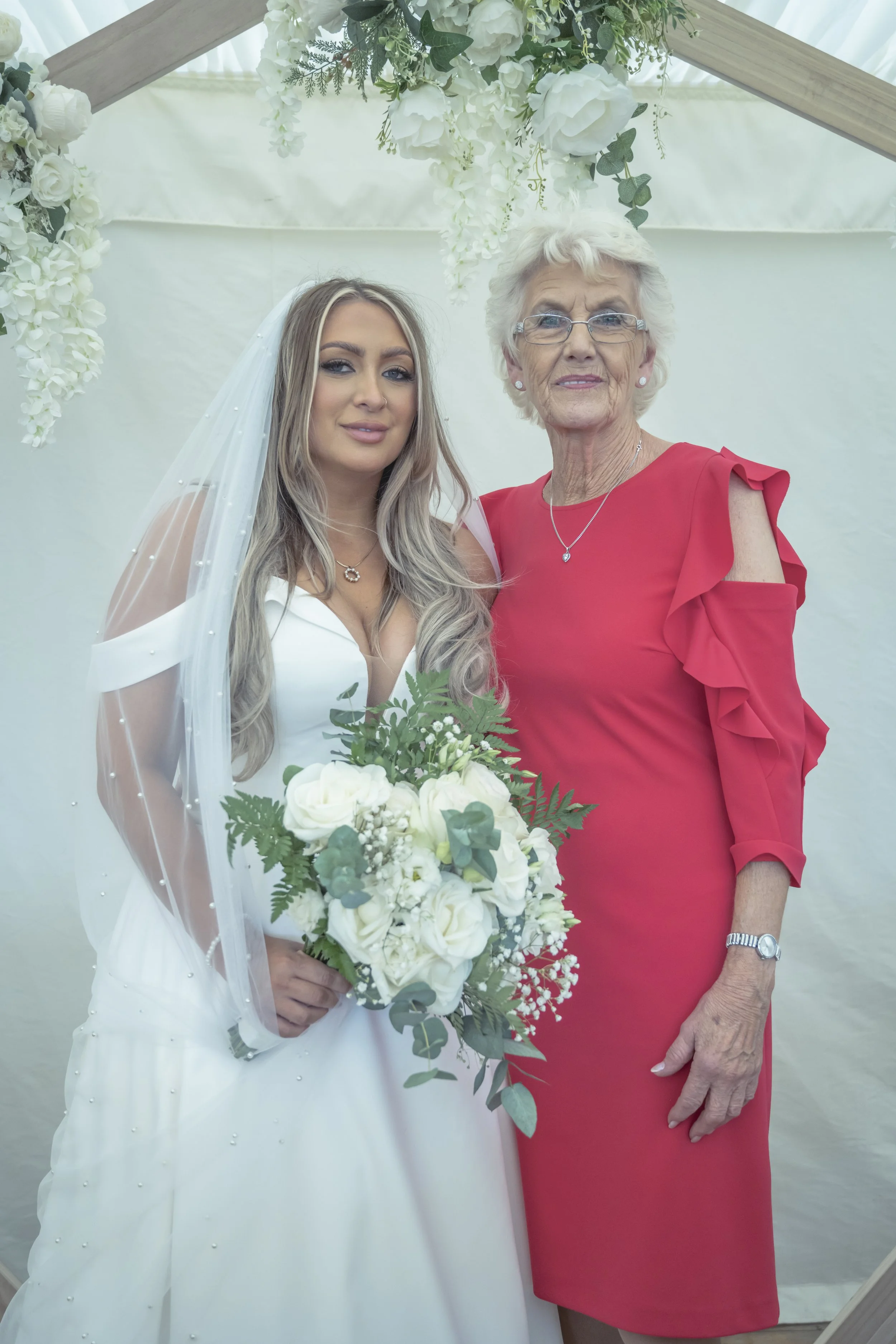 Mr & Mrs Southern (396 of 785).JPG