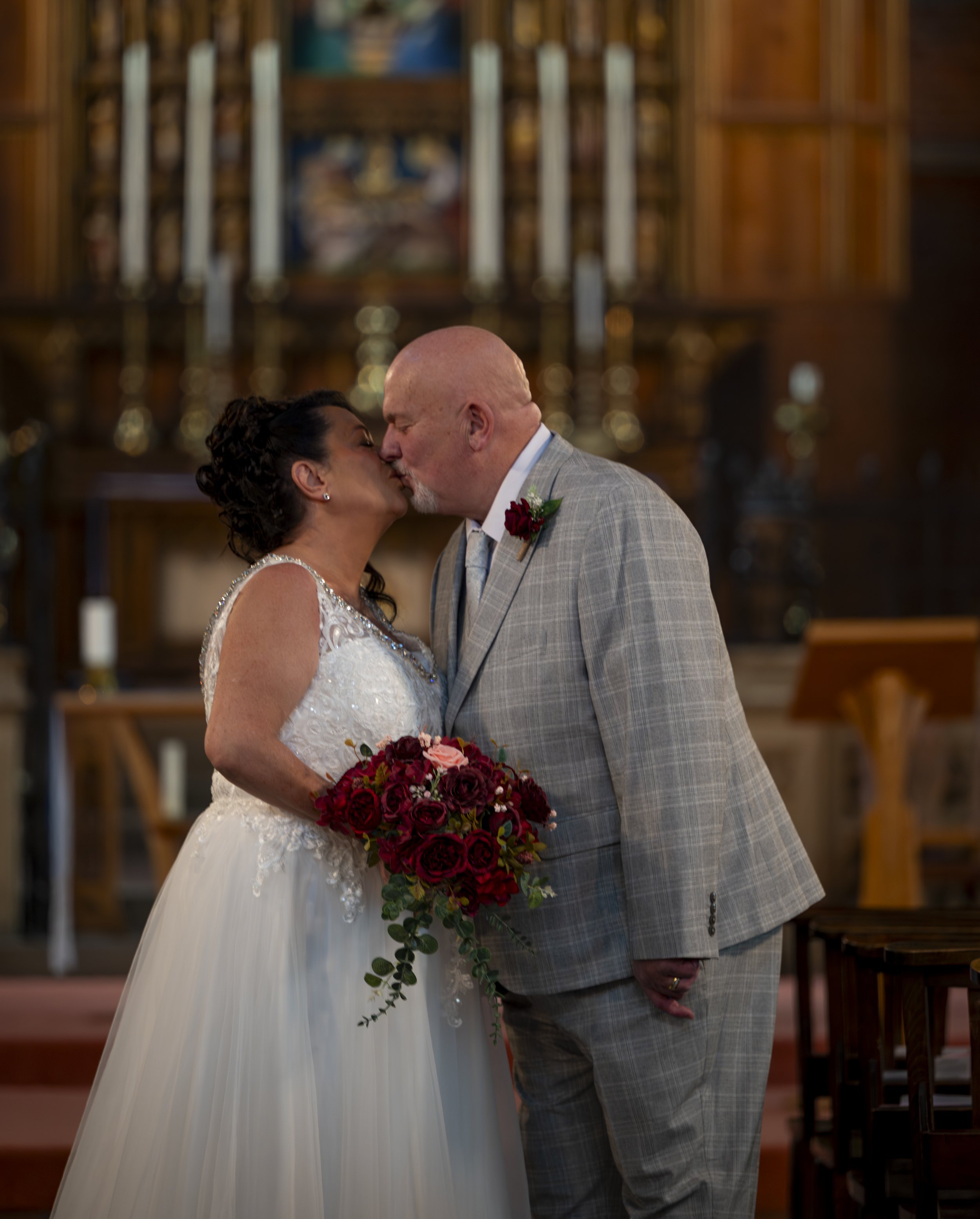 Mr & Mrs Mitchell-55.jpg