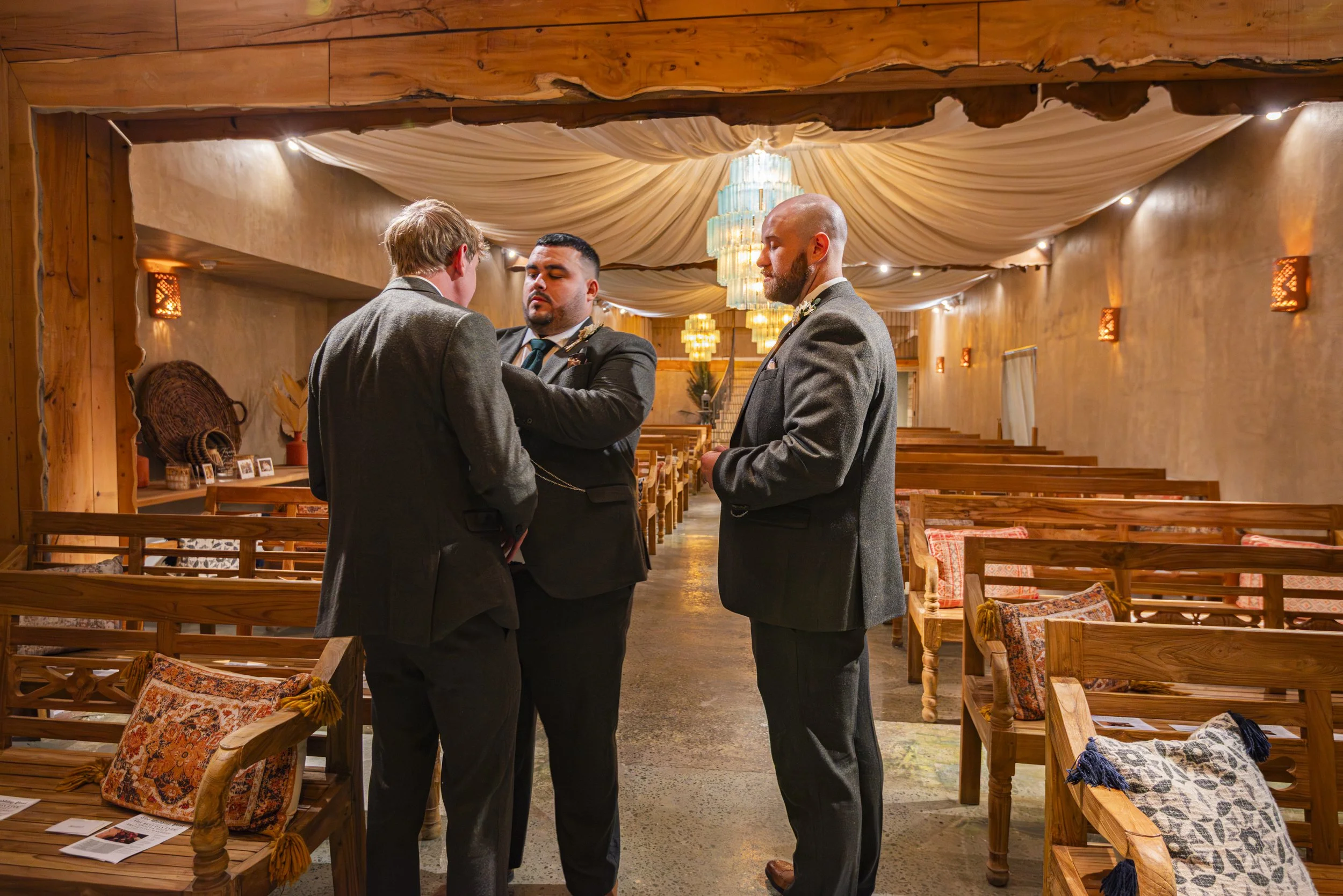 Mr & Mrs Tinmouth-63.jpg