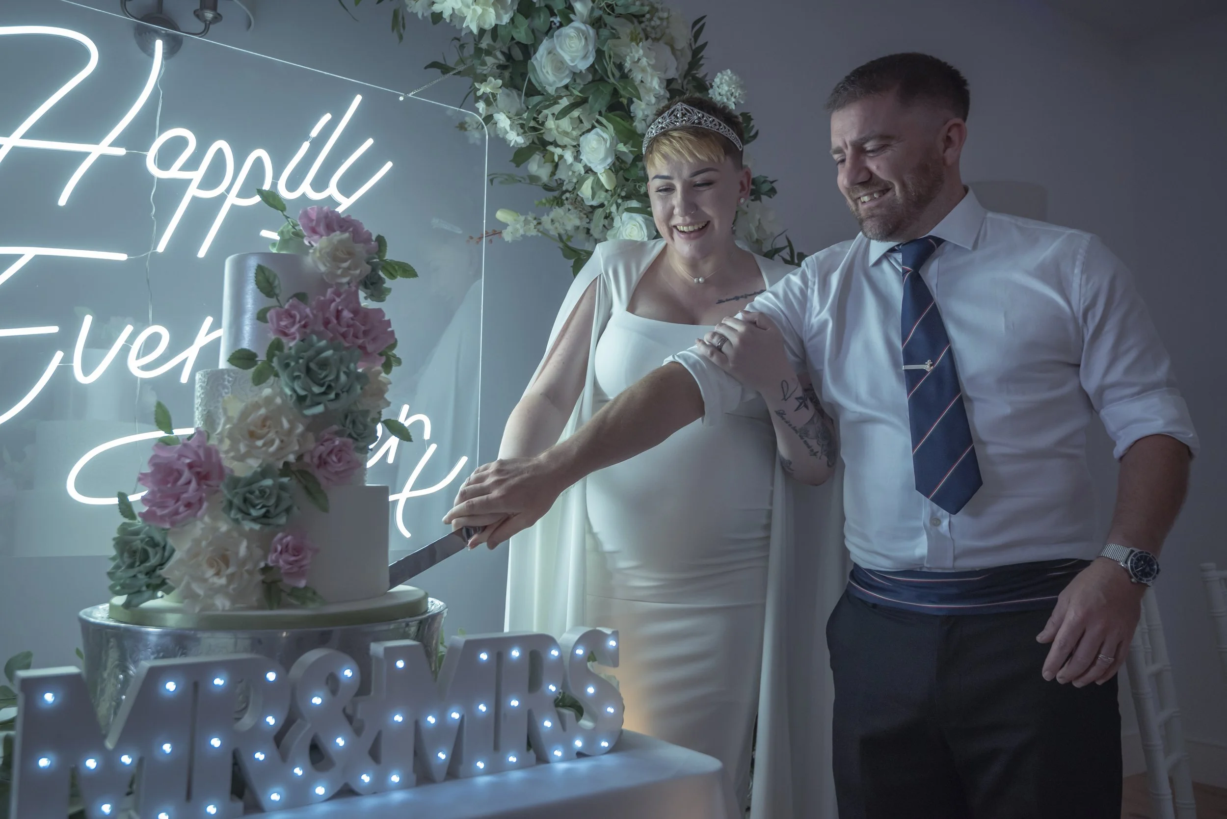 Mr & Mrs Bailey (465 of 495).JPG