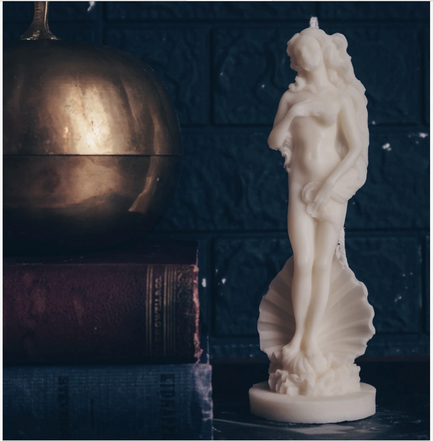 Birth of Venus Candle | Pillar