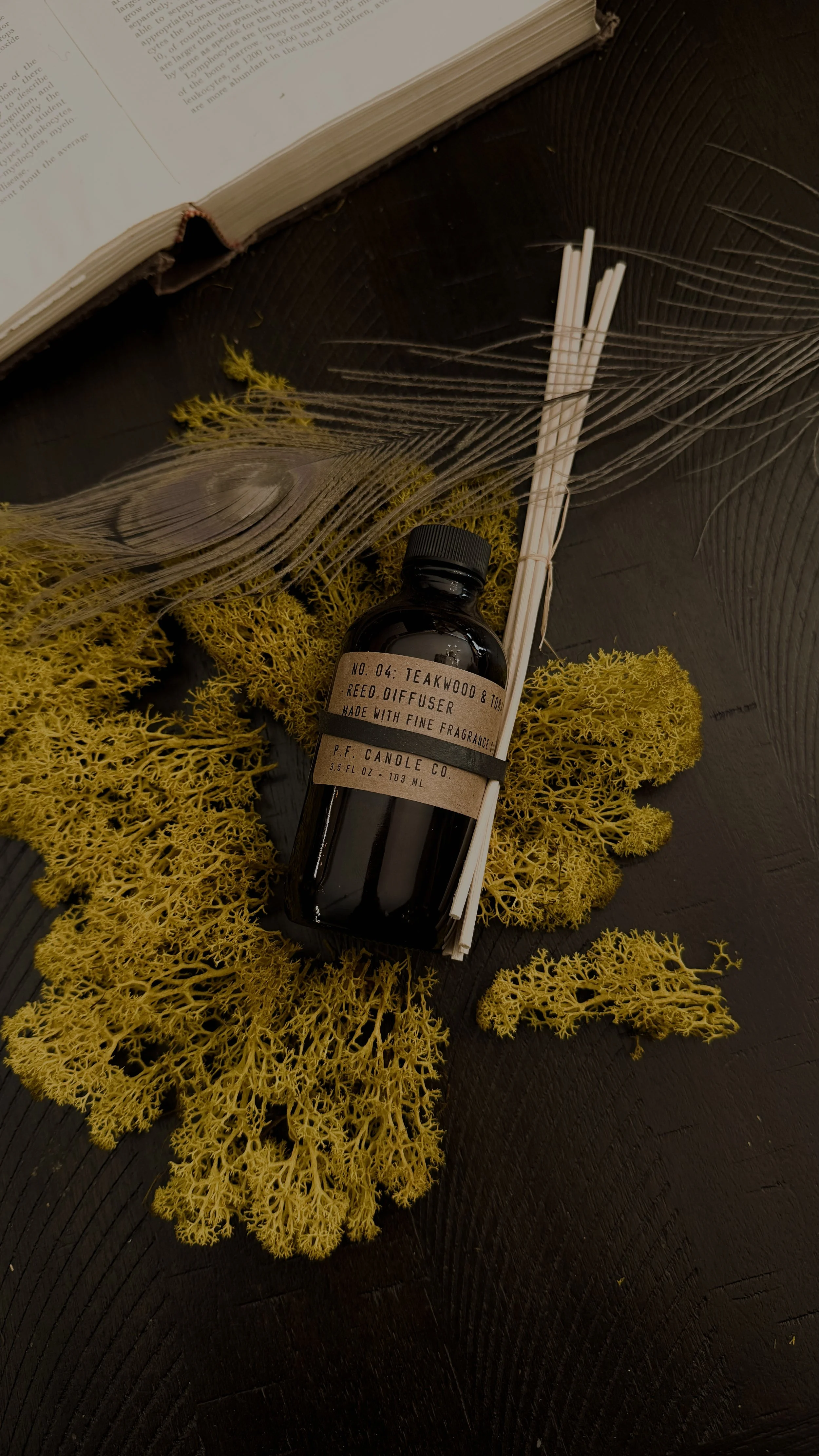 Teakwood & Tobacco 3.5 oz Reed Diffuser