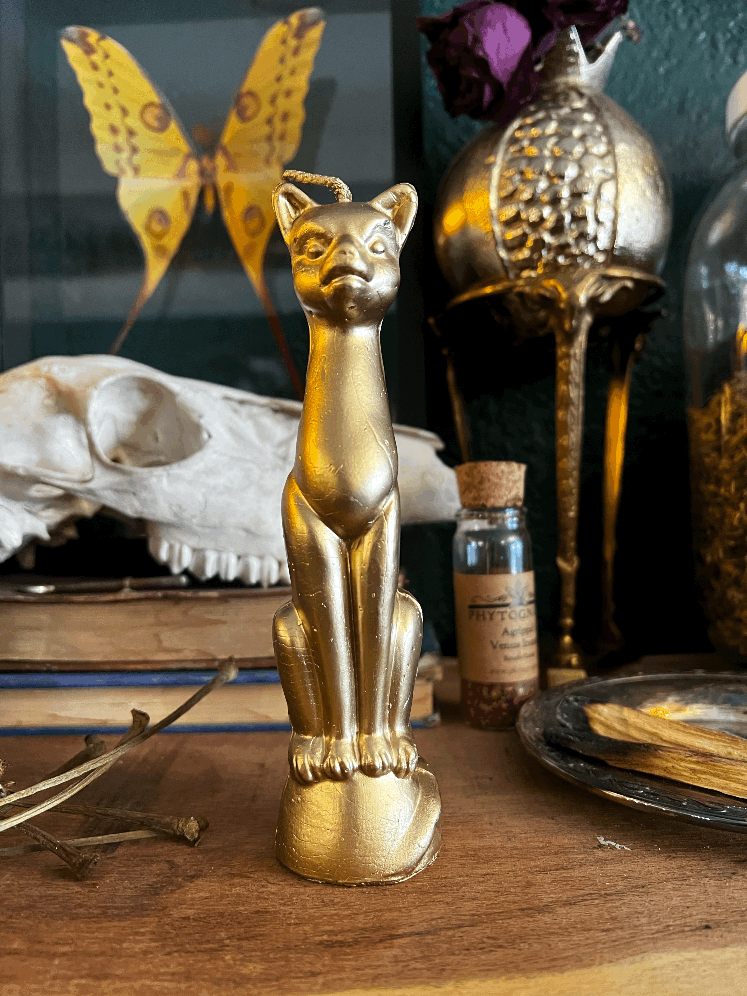 Cat Figure Candle - Gold