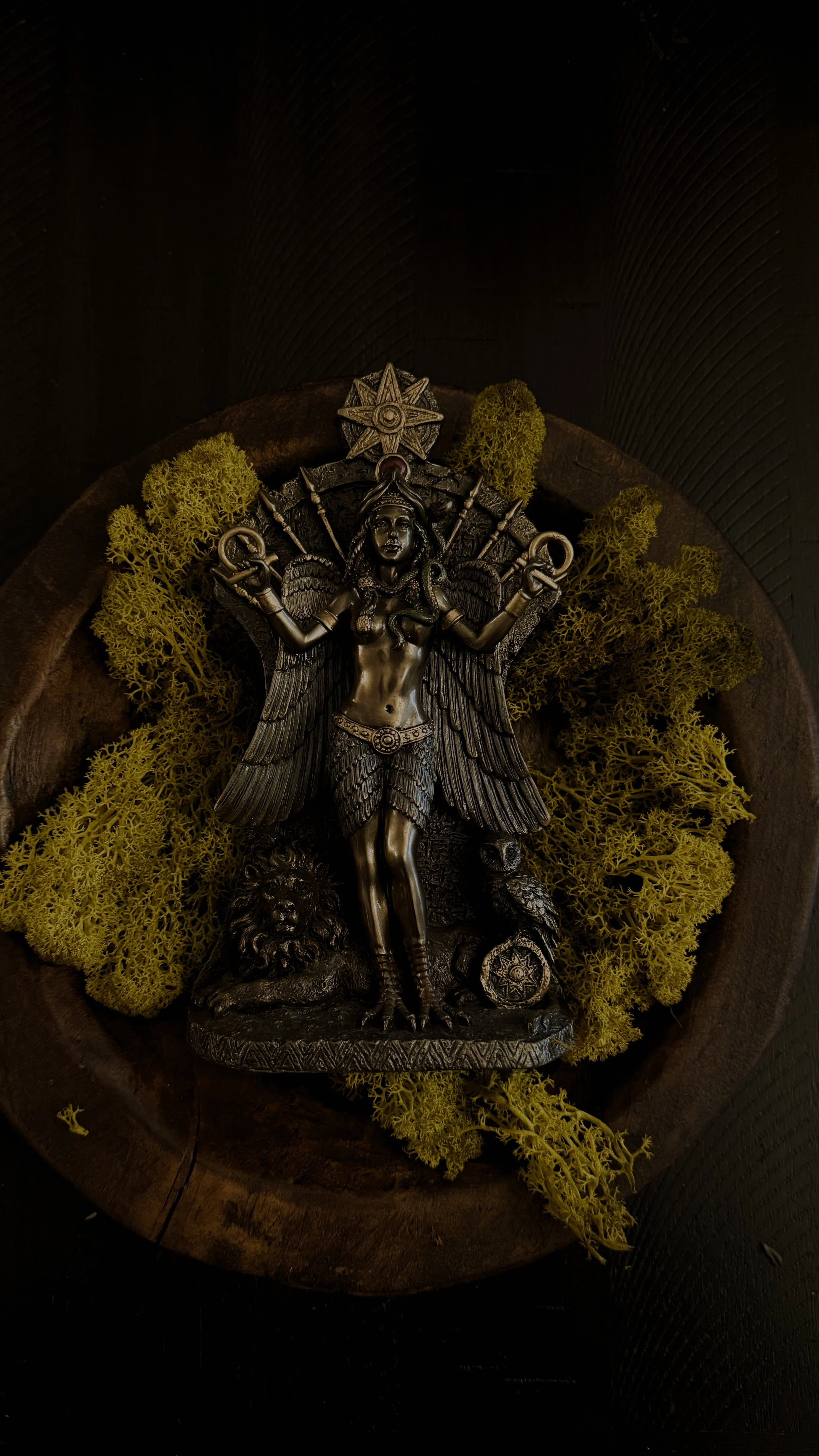 Ishtar Statue
