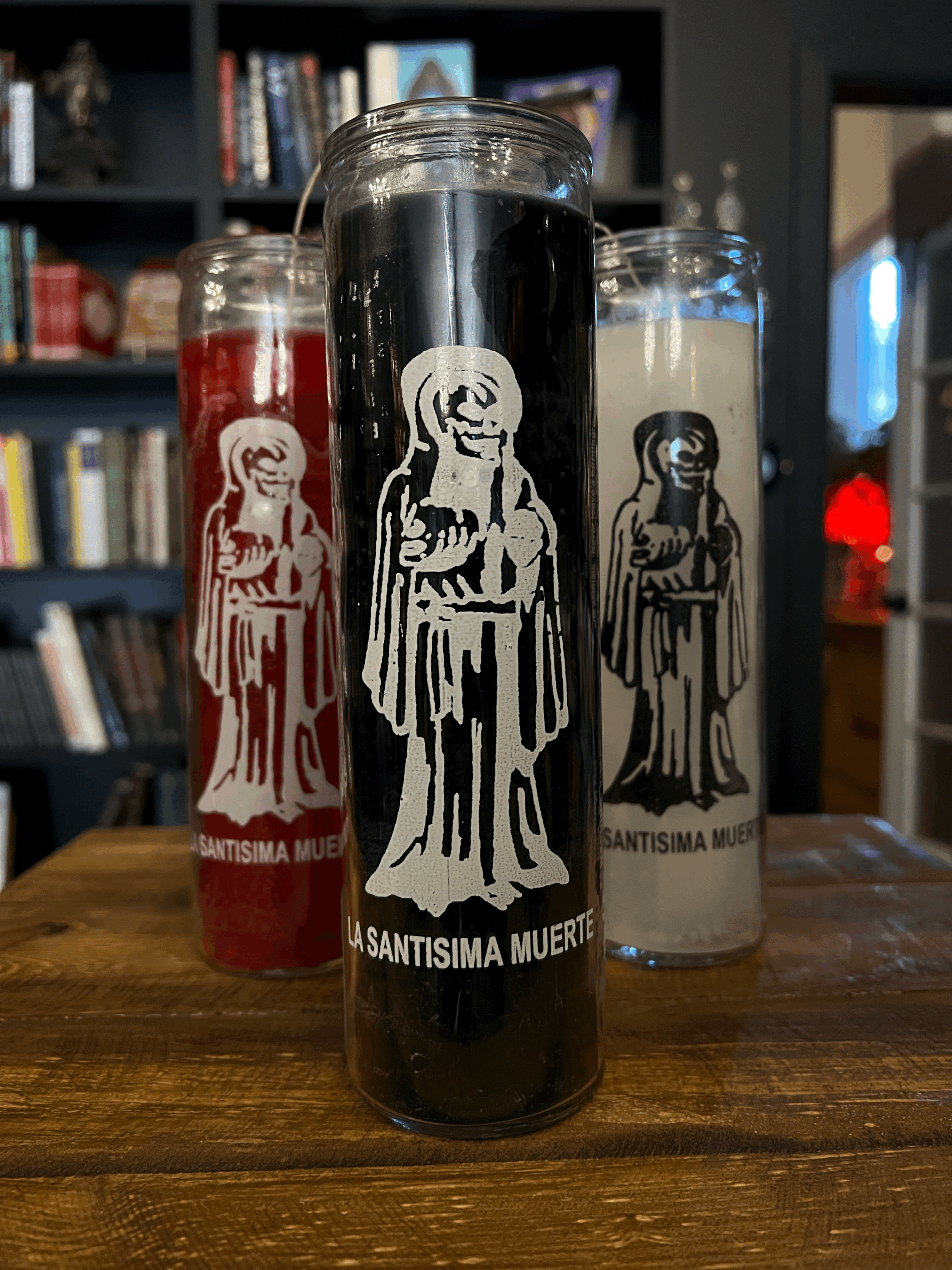 Santa Muerte - La Negra 7-Day Candle