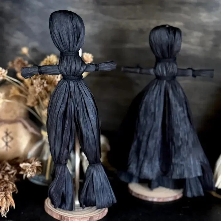 Traditional Corn Husk Pair.jpg