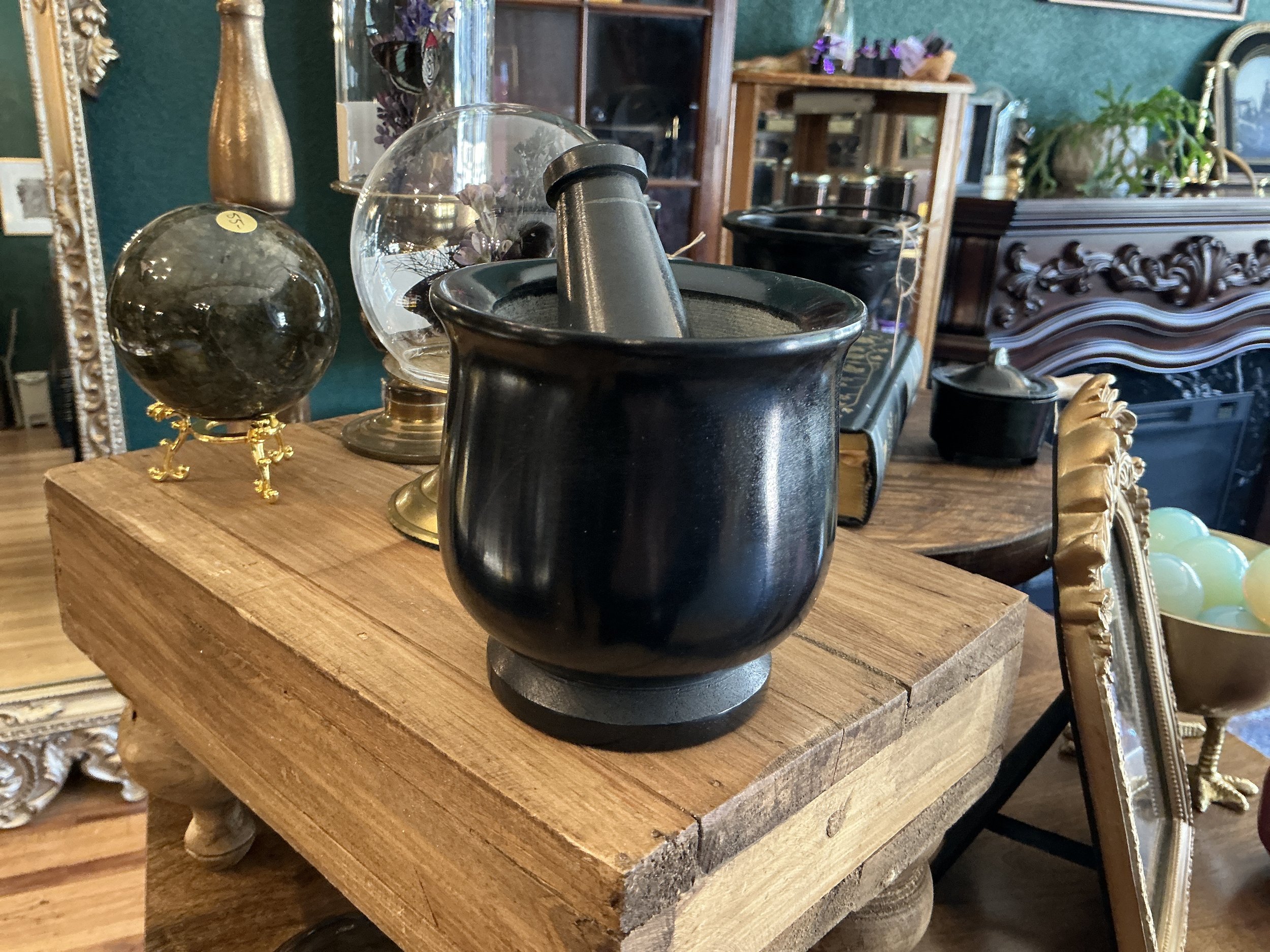Black Soapstone Mortar & Pestal