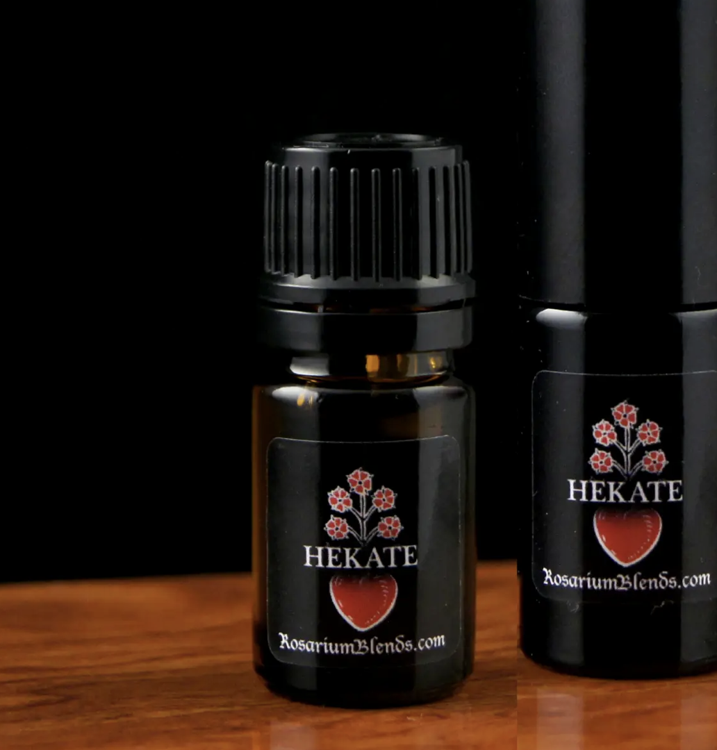 Hekate Ritual Oil by Rosarium