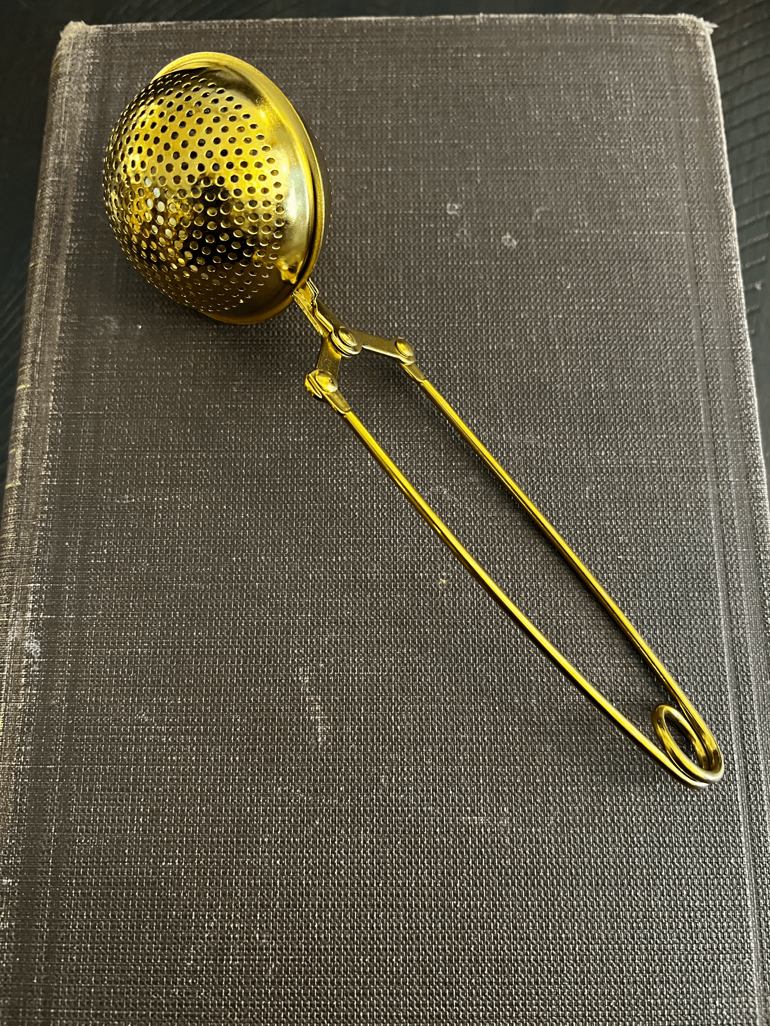 Gold Snap Ball Tea Infuser
