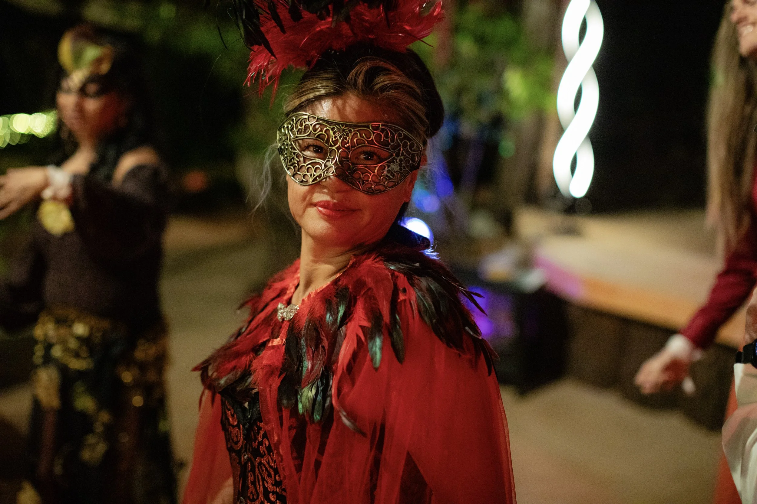 46-kyerw scorpio masquerade ball-78.jpg