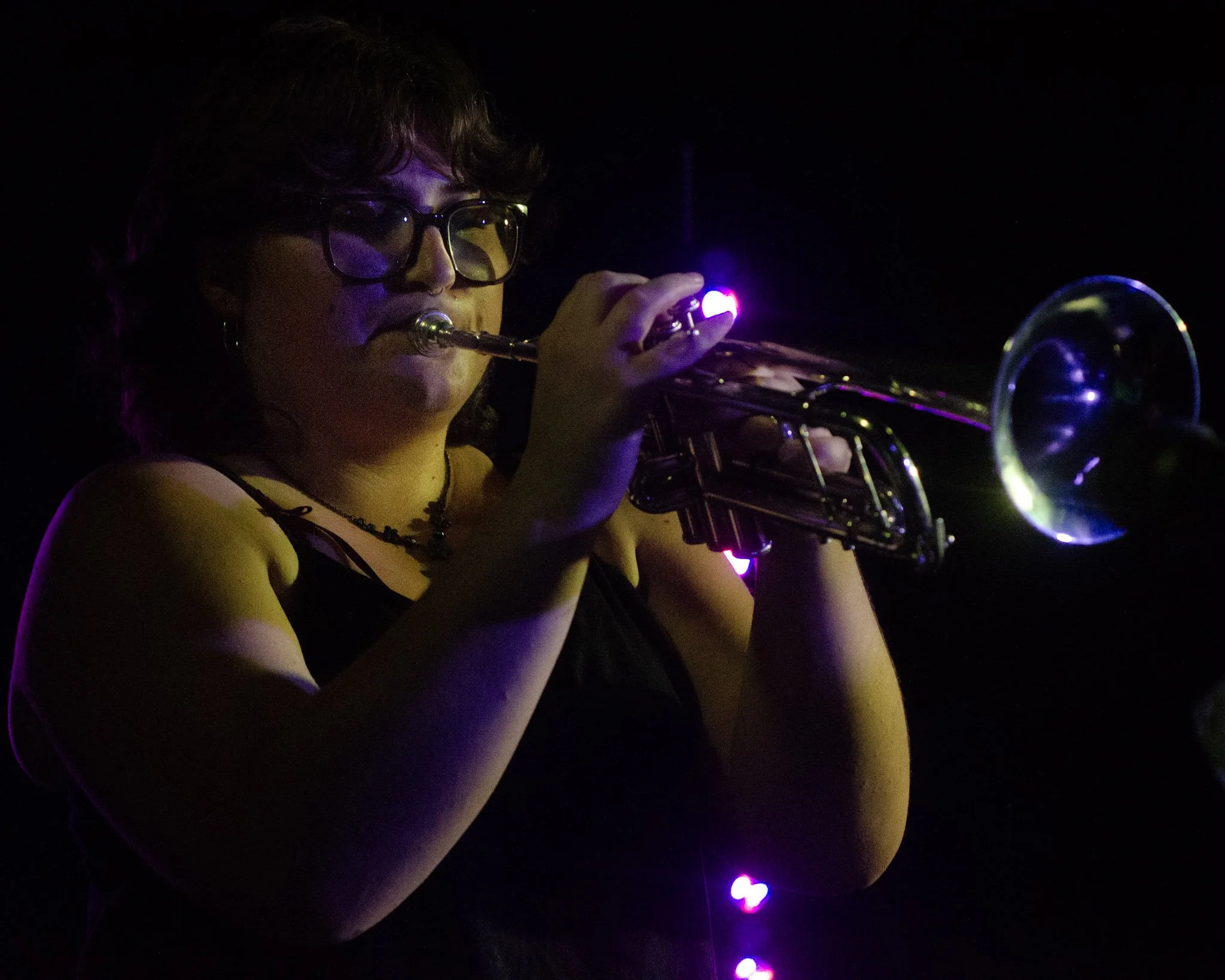 Crimsons trumpet player playing the trumpet.