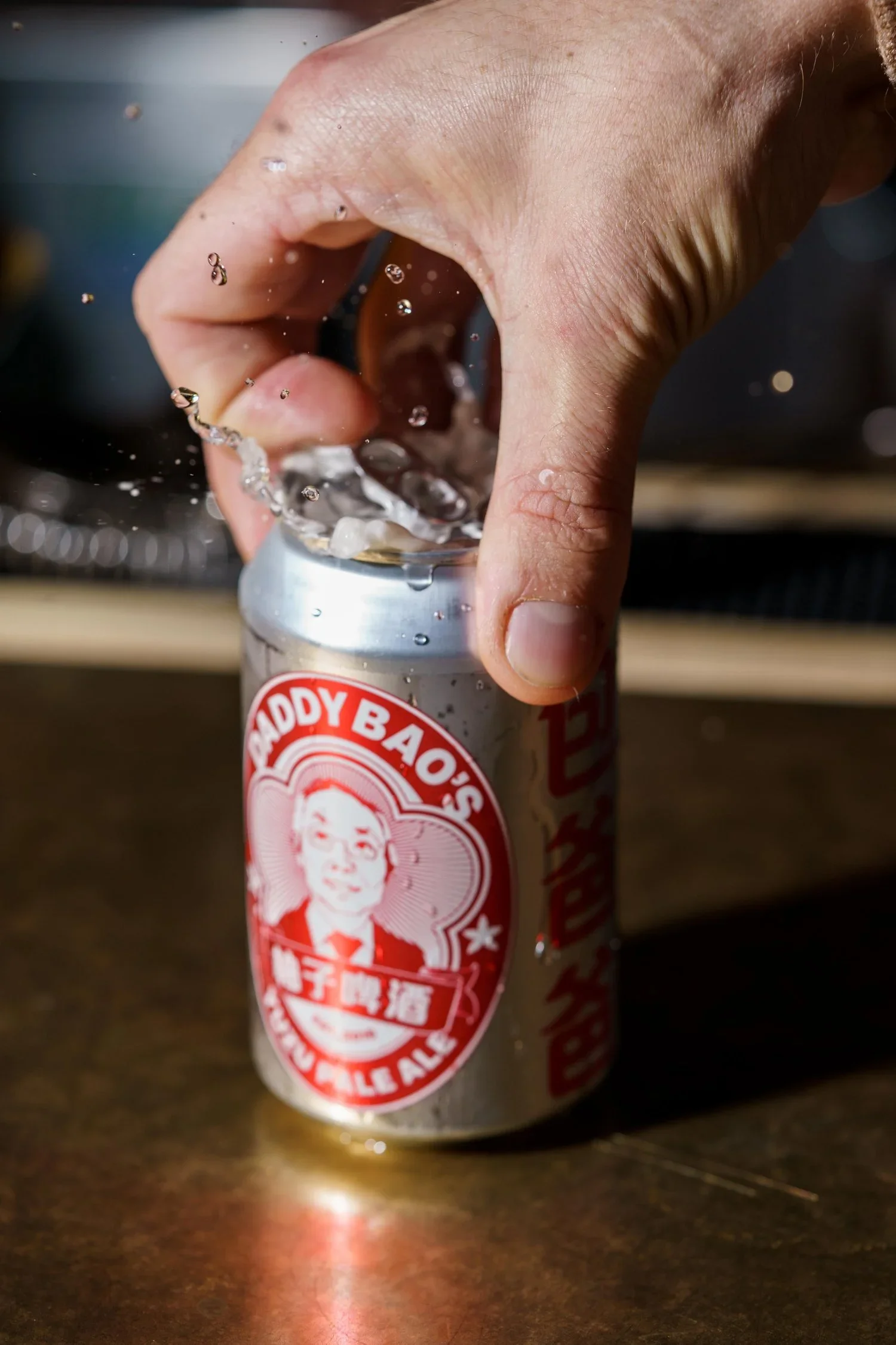 daddy-bao-ale-can-opening (1).webp