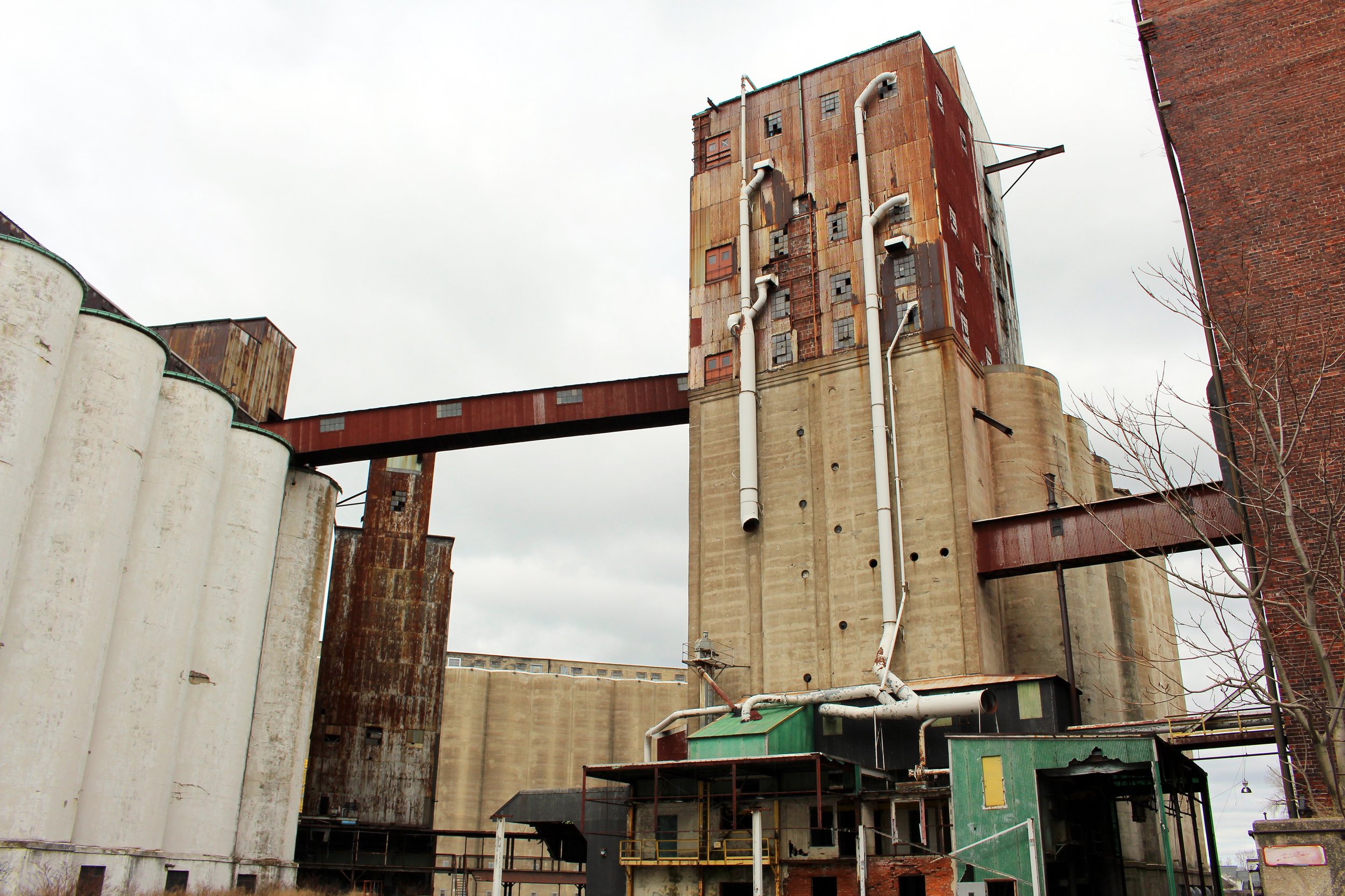13 Post-Industrial-Emphemera_Serfas_Perot-Elevator_Silo-City-Buffalo_2017.jpg