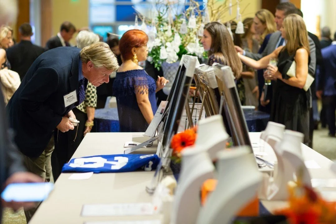 Annual Holiday Luncheon & Silent Auction