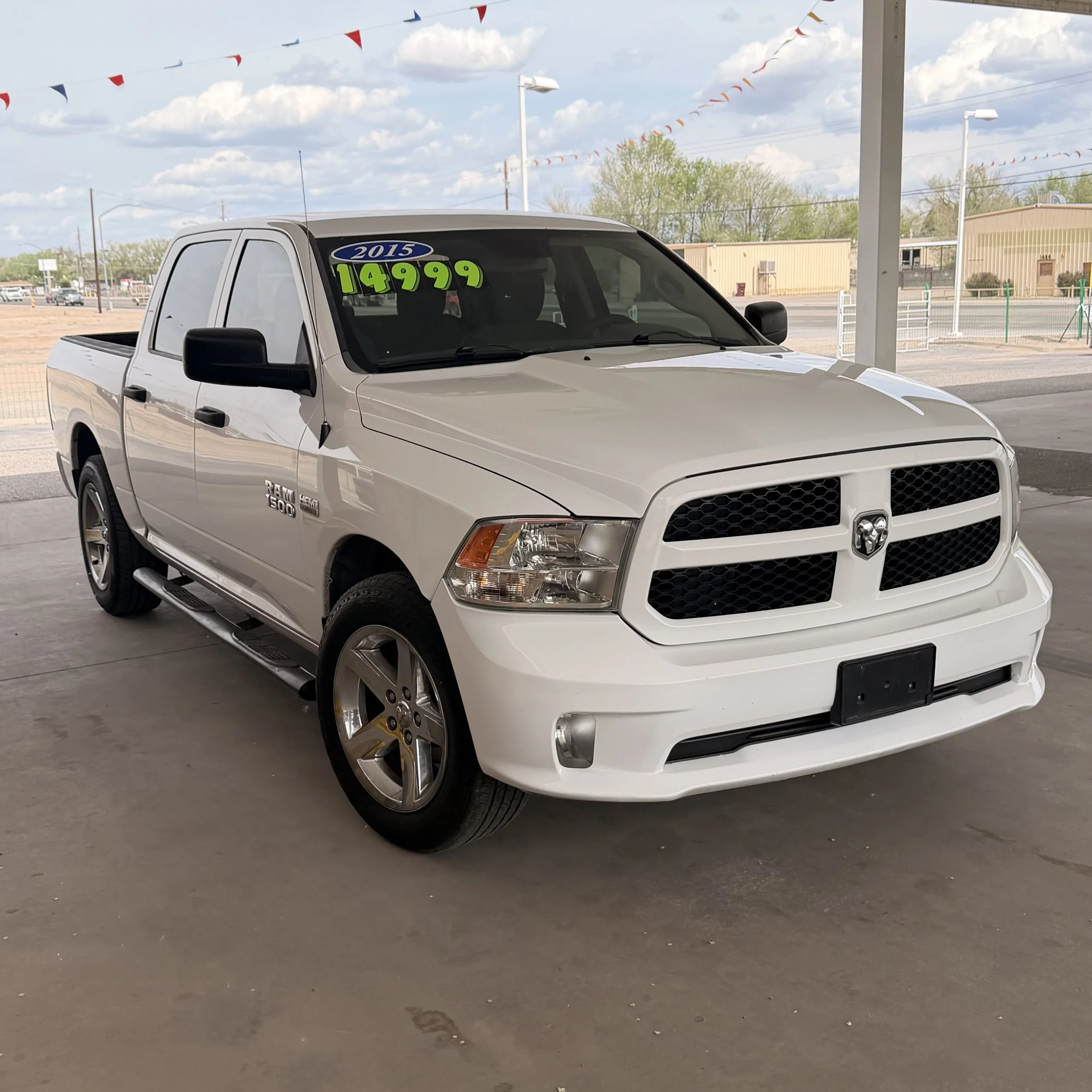 2015 Ram 1500 Hemi $14,999