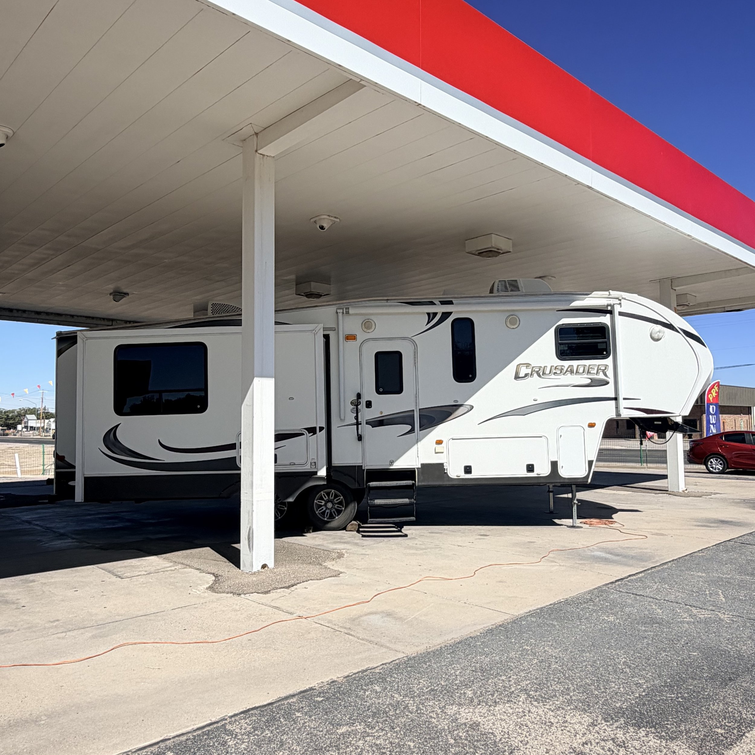 White 2013 Forest River Crusader $14,900