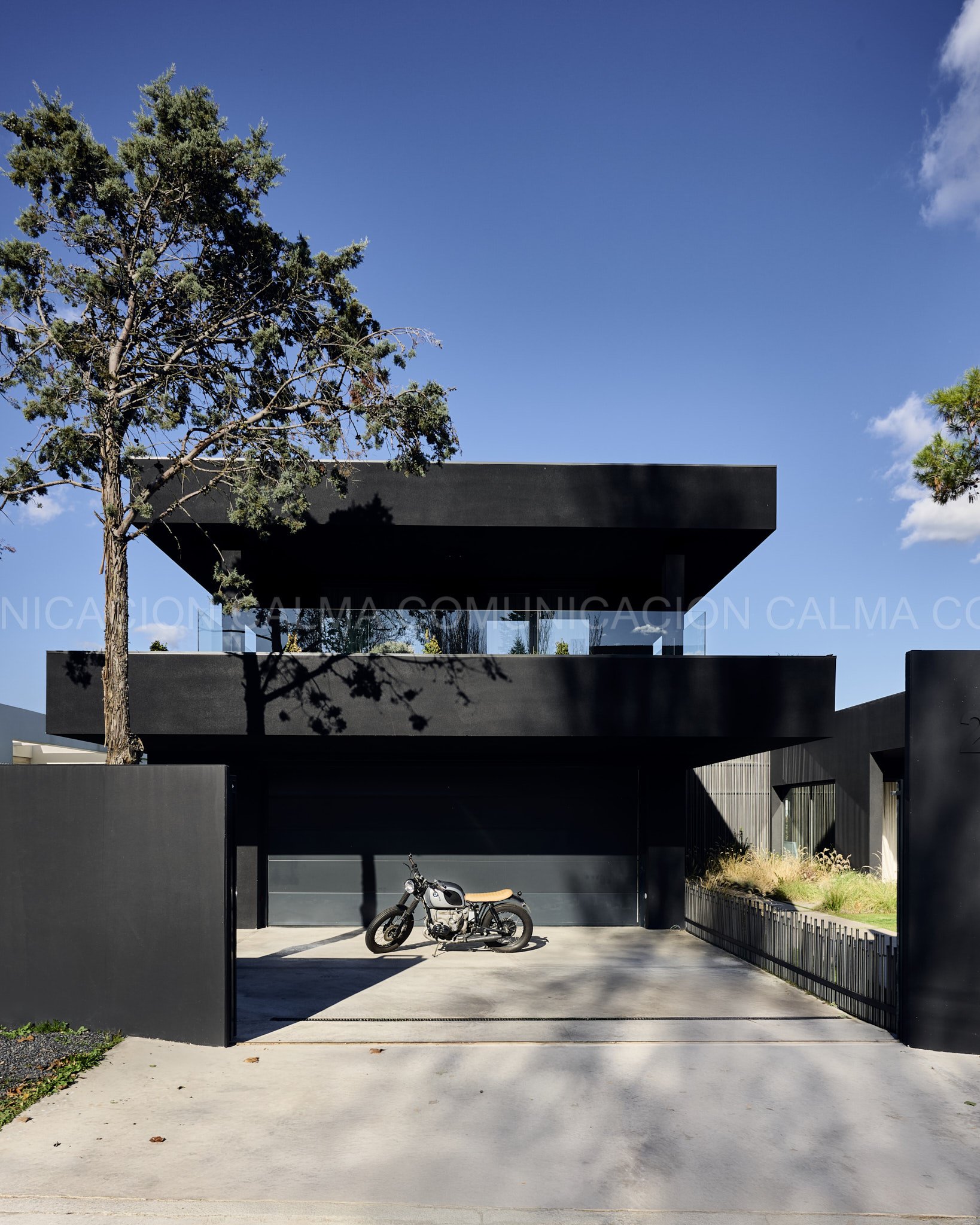 ii_Pradera_Daniel_Schaefer_002 1.jpg