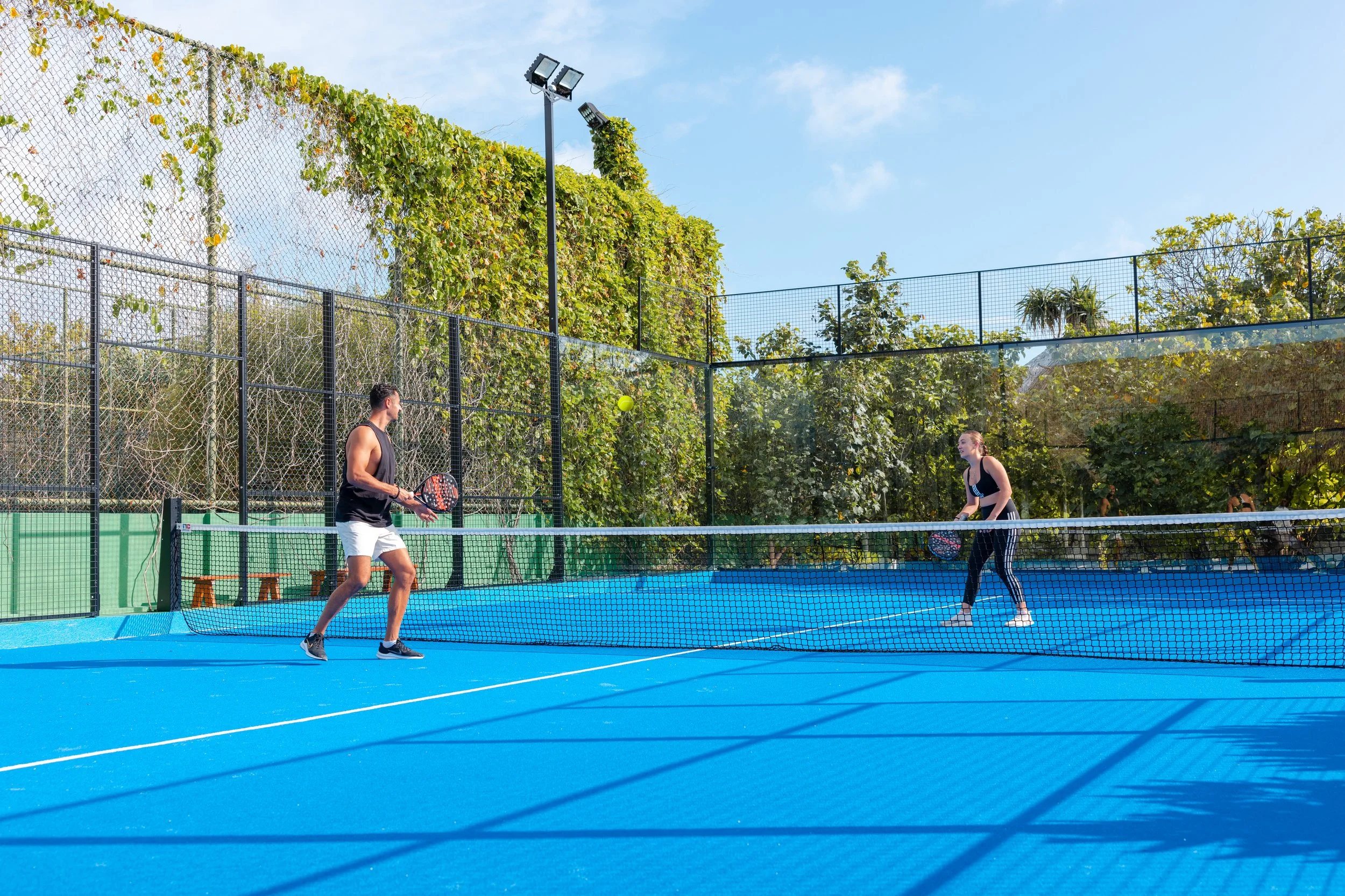 PADDLE TENNIS - MODELS.jpg