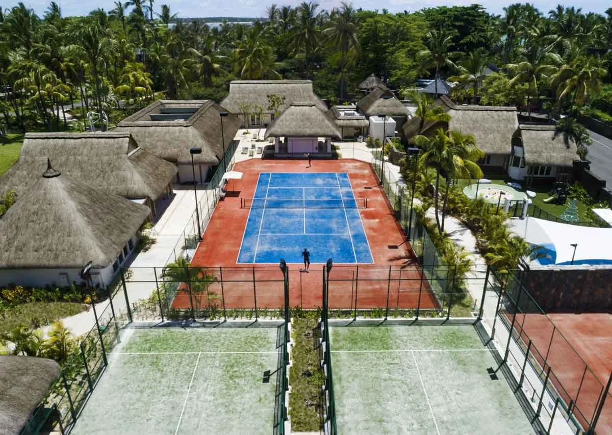 OO_LeSaintGéran_Resort_Club_One_Tennis_Court_Small.jpg