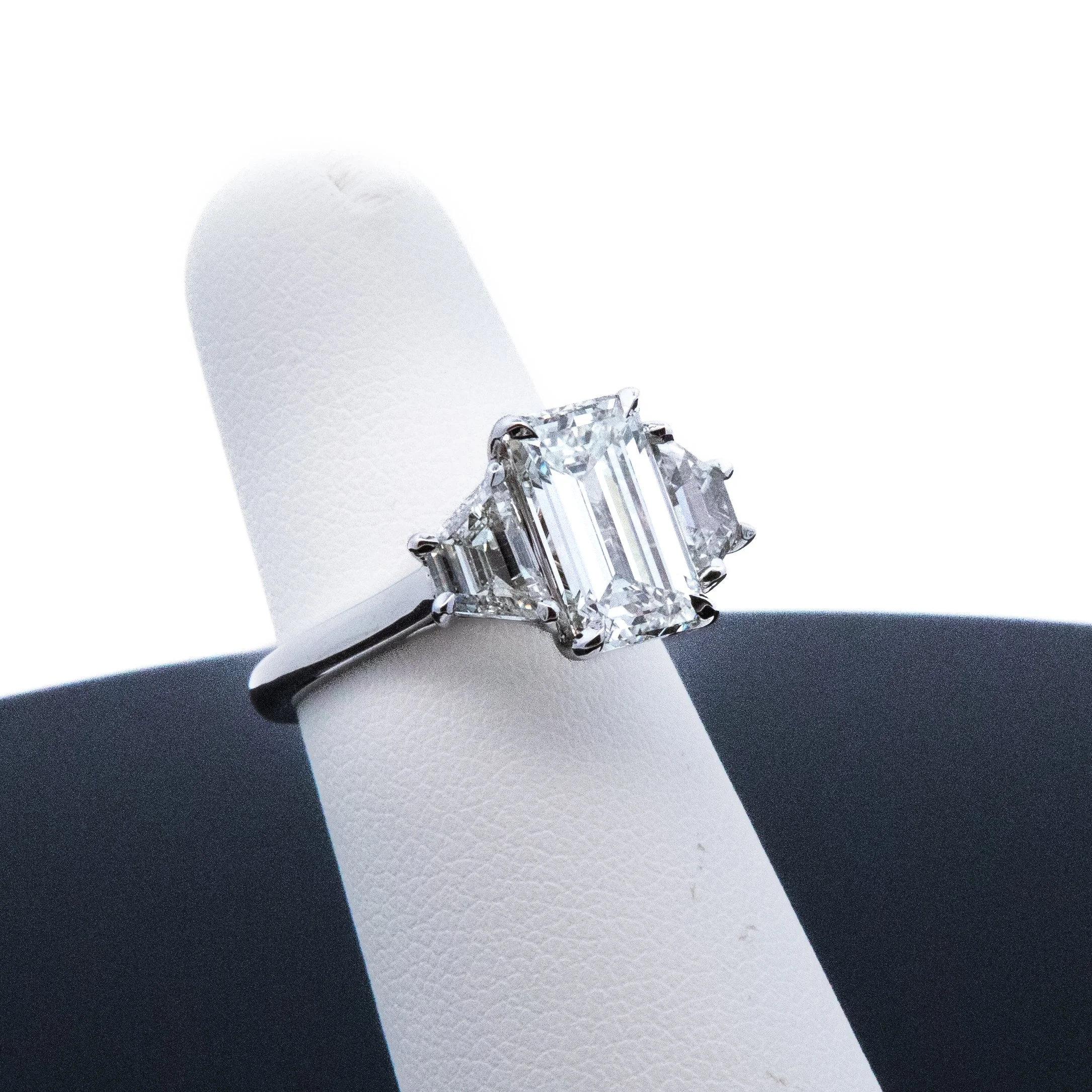Sunrock 3 stone ring -3.jpg