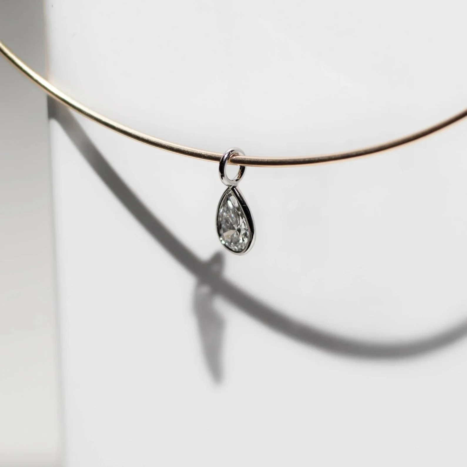 Sunrock+bezzle+set+dangle+earring-8.jpg