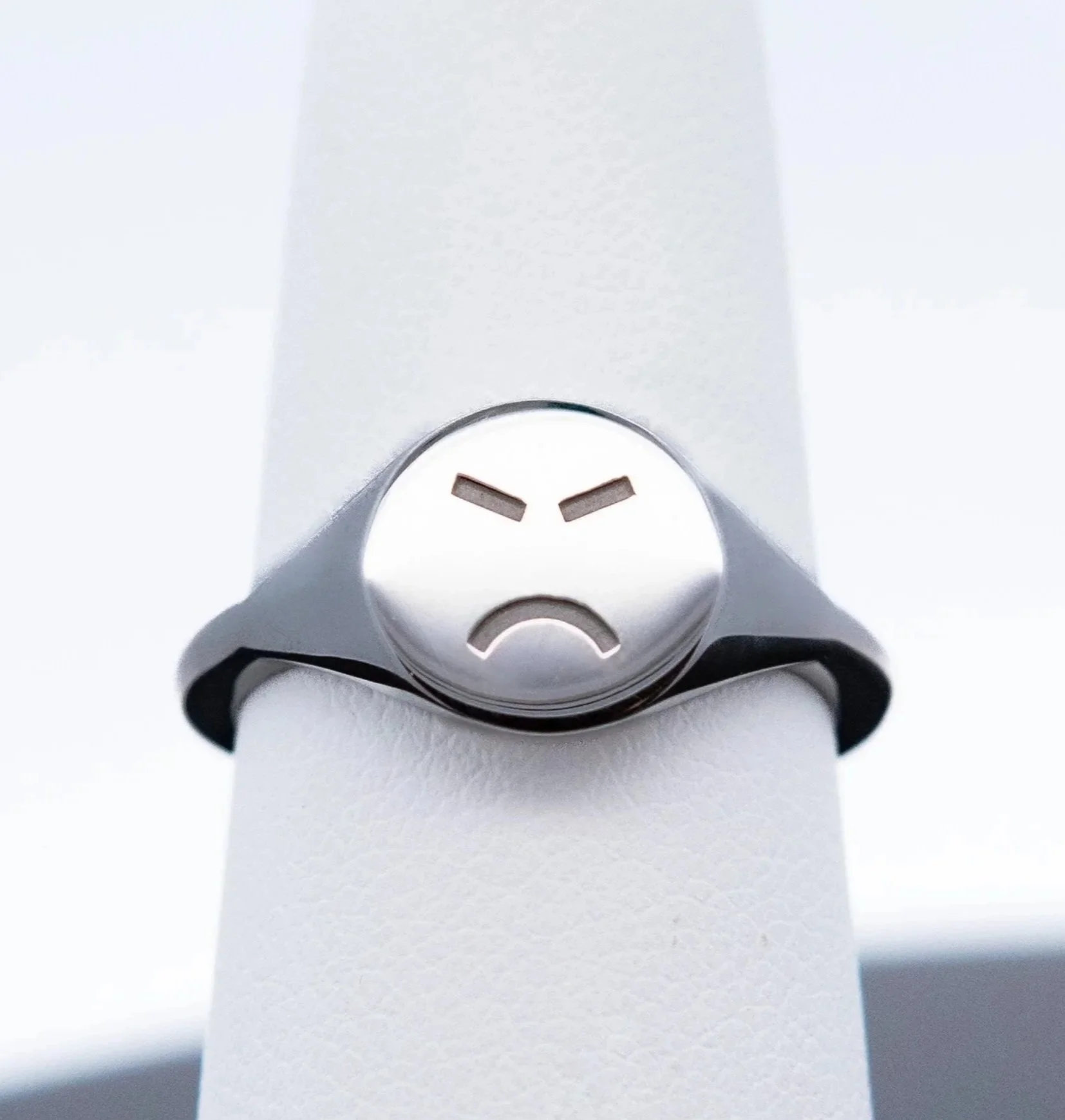 wink%2BEmoticon%2B-23.jpg