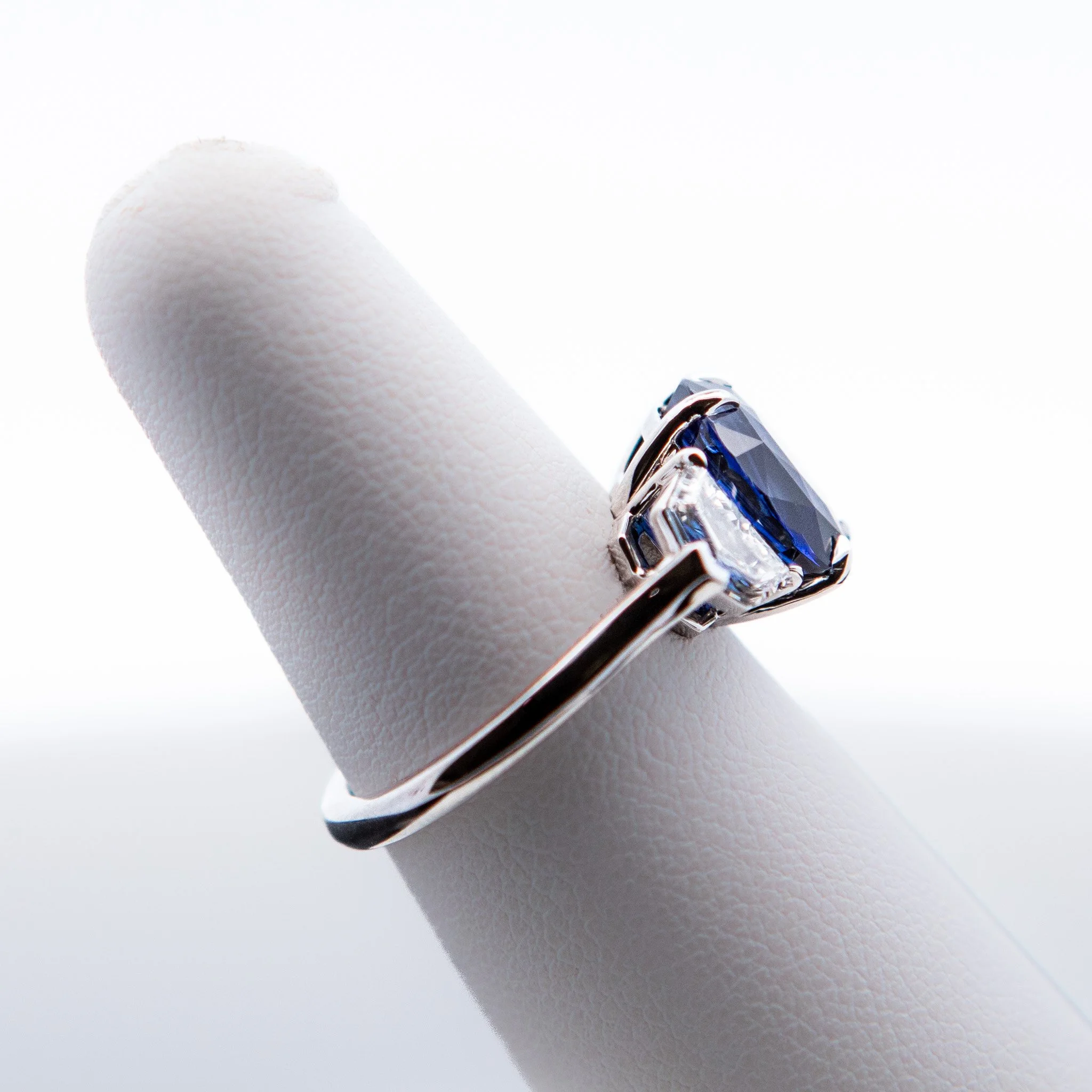 260324 sapphire 3 stone-7.jpg