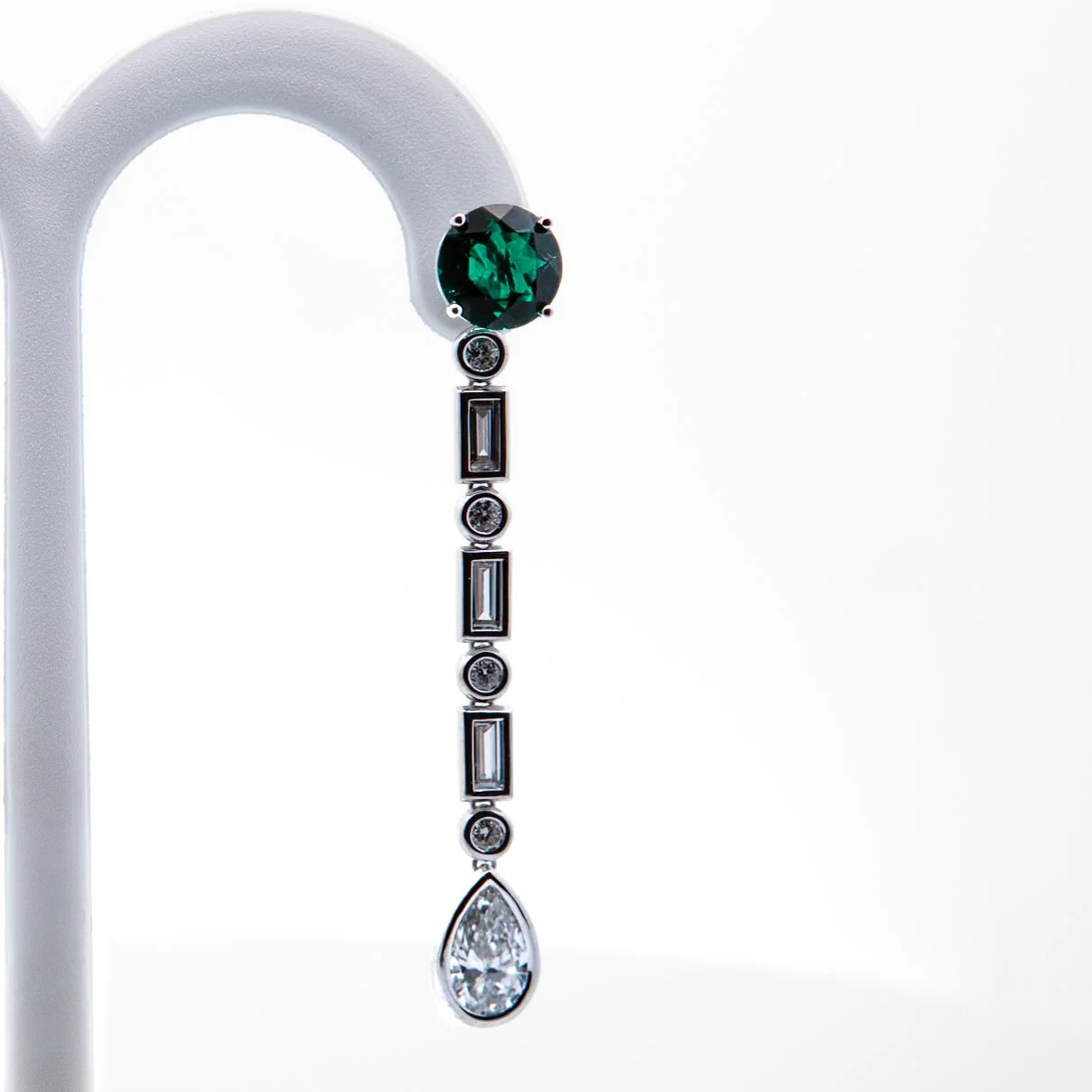 14K White Gold Emerald Dangle Earring