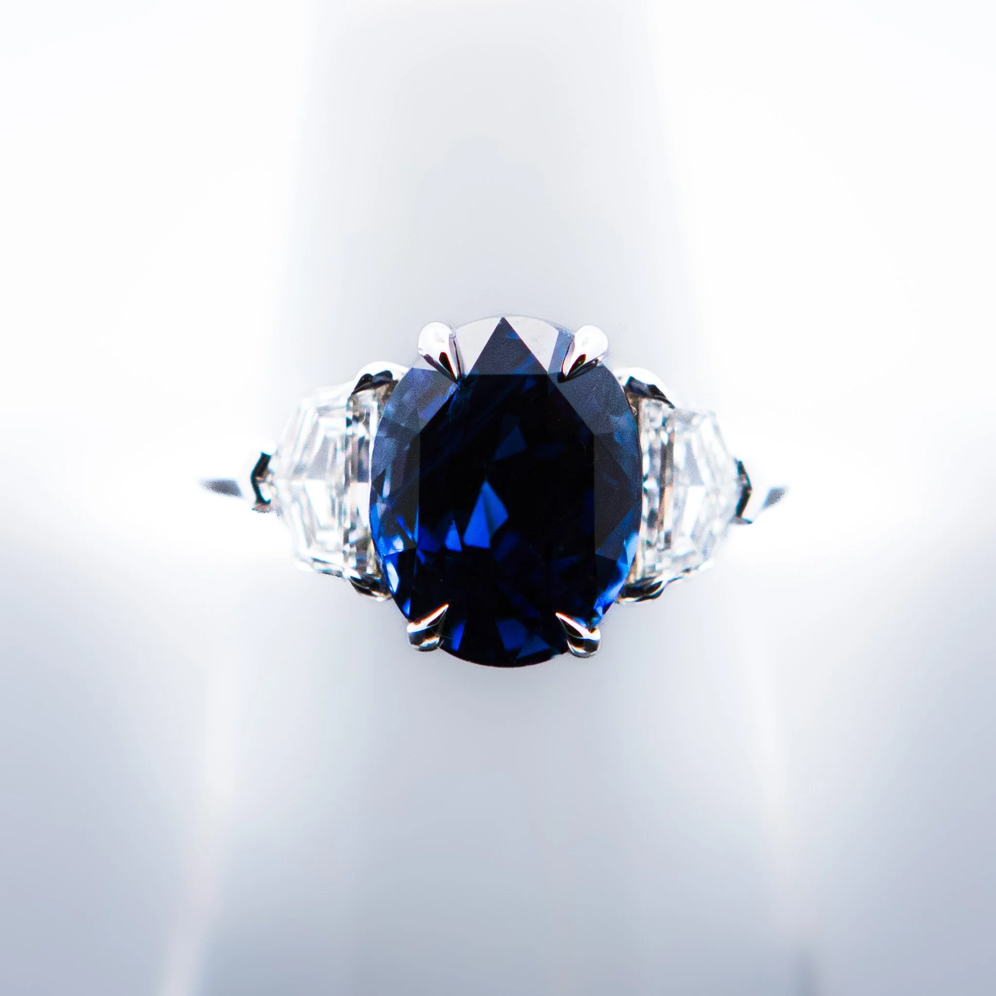 260324 sapphire 3 stone-8.jpg