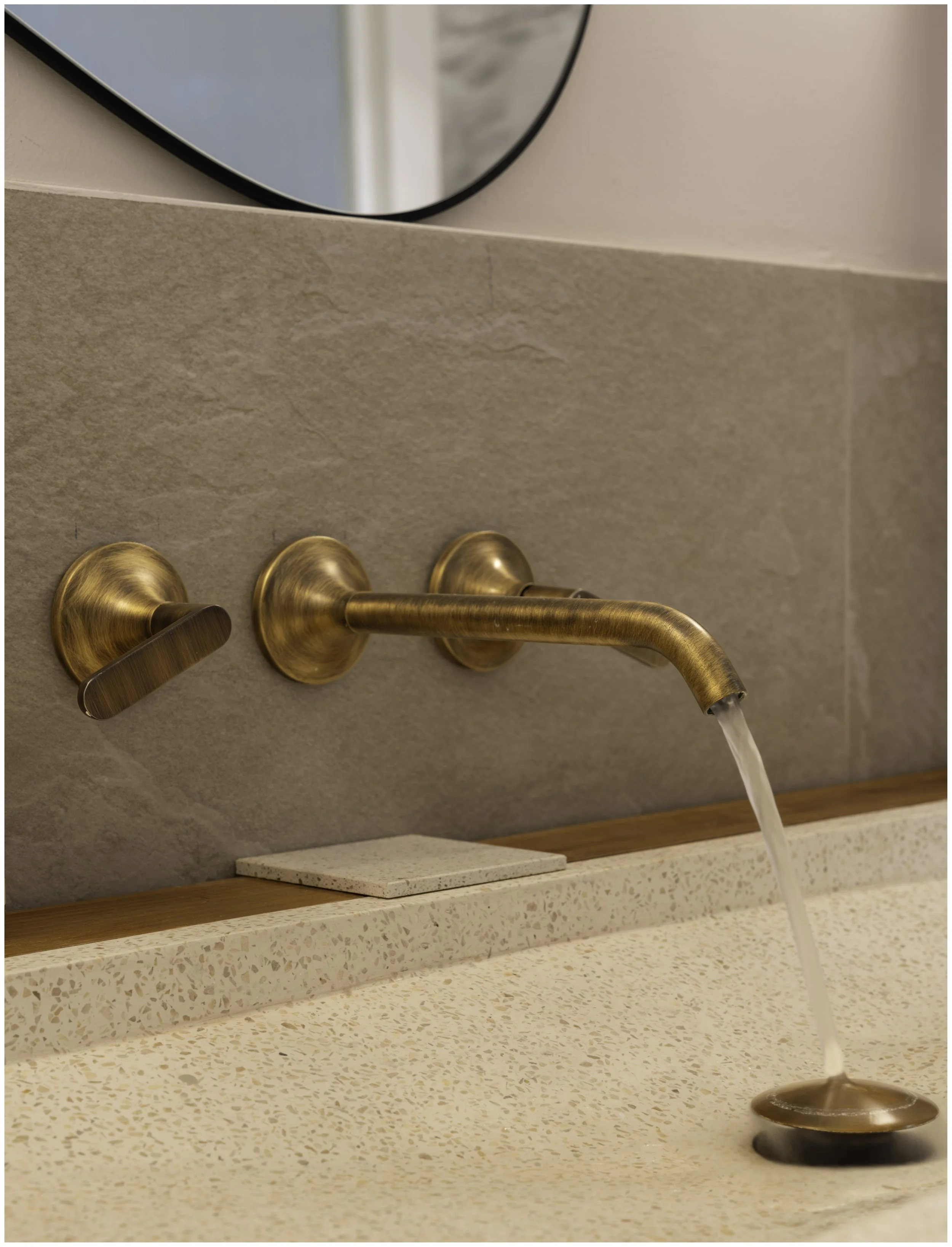 Dimitris Petsas_08.jpg